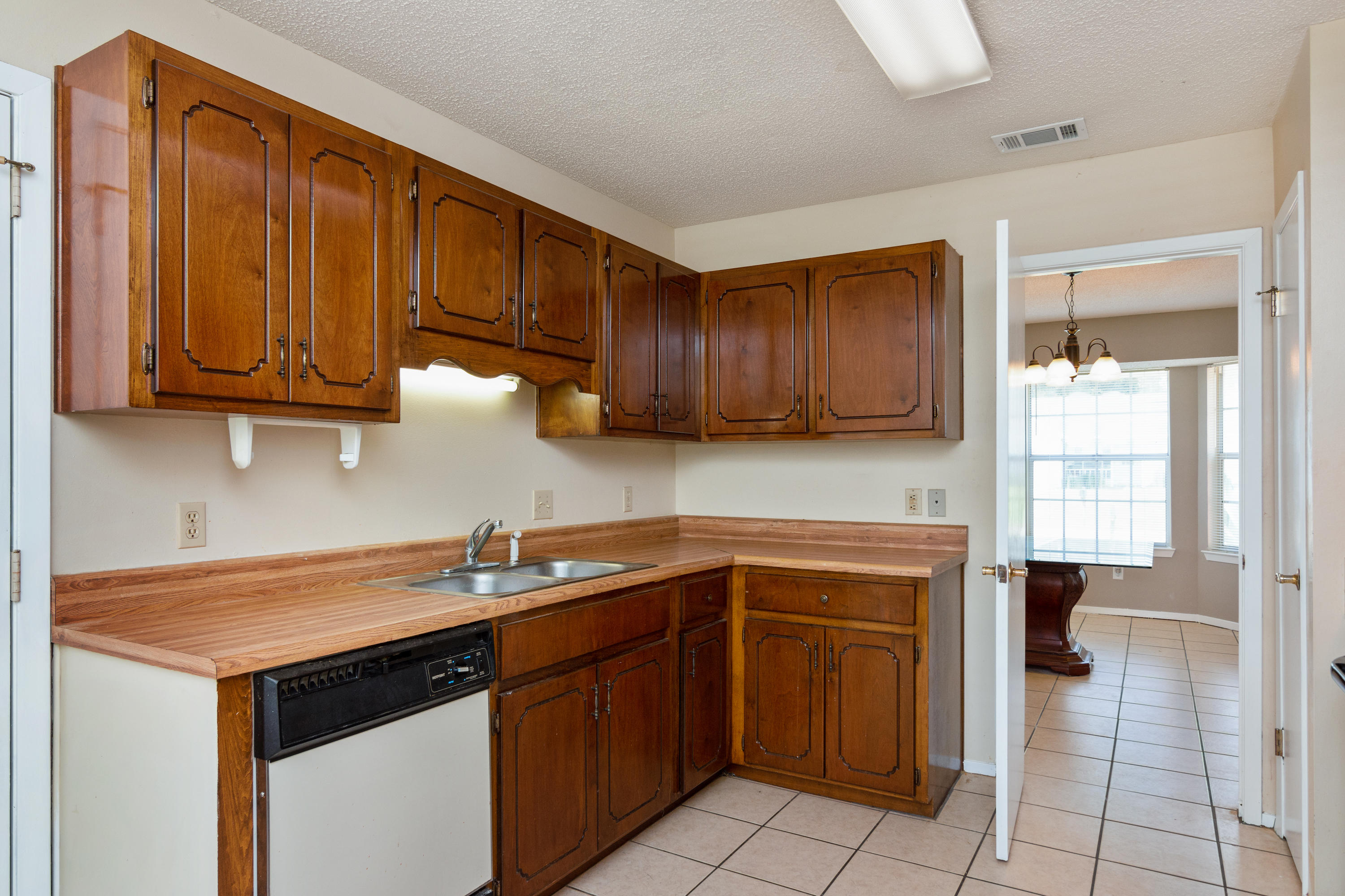 BEAVER CREEK S/D PH II LOT 13 - Residential