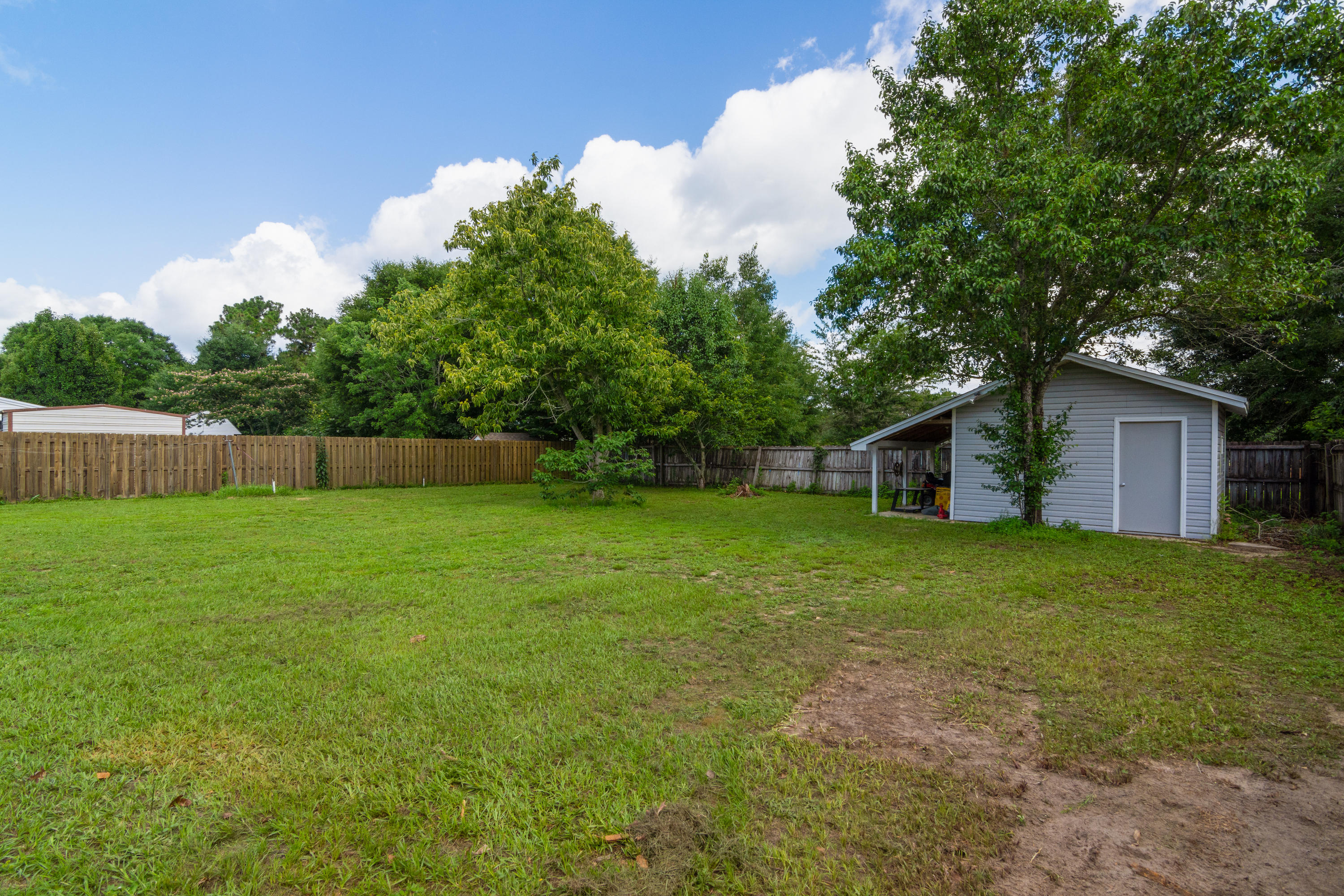 BEAVER CREEK S/D PH II LOT 13 - Residential