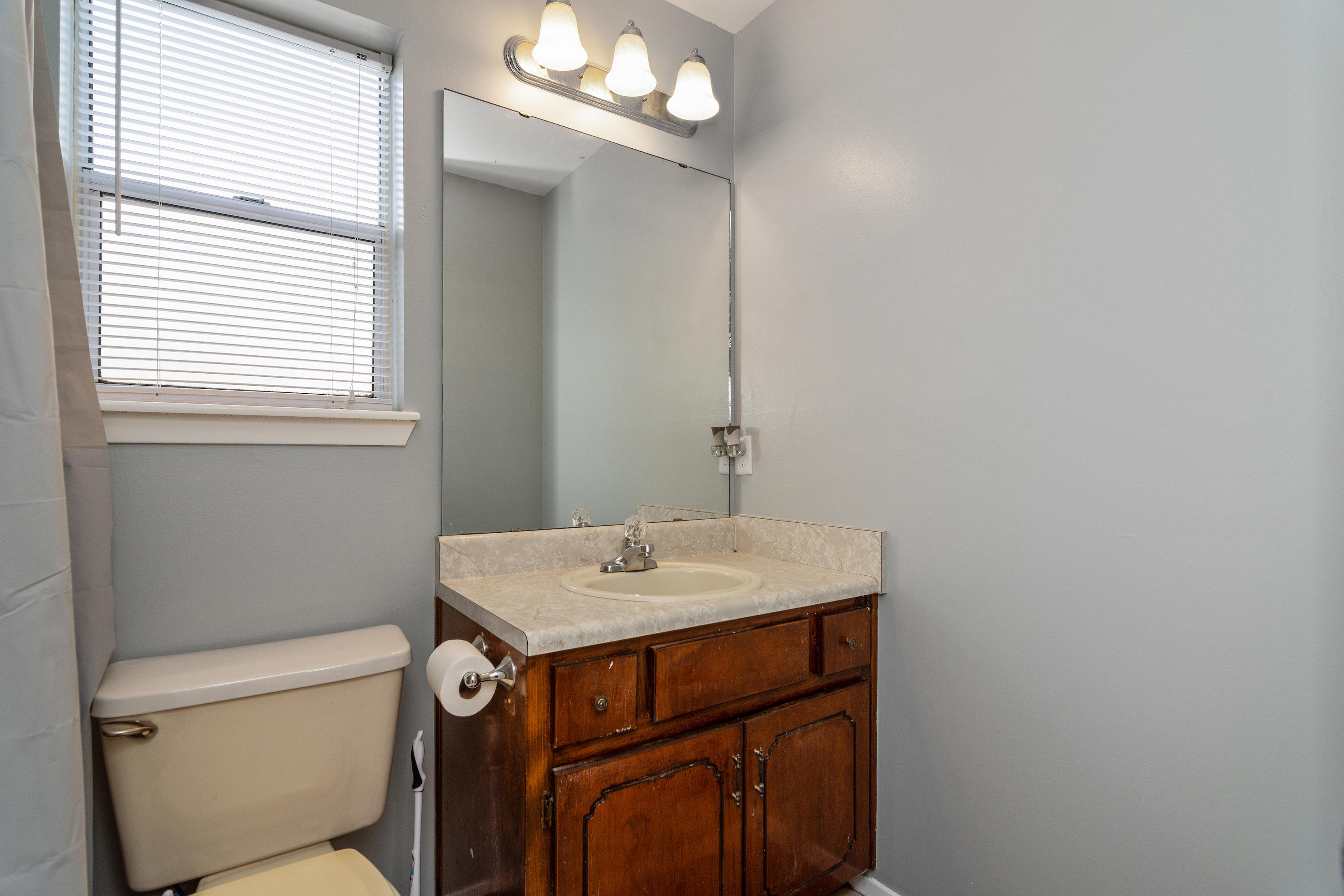 BEAVER CREEK S/D PH II LOT 13 - Residential