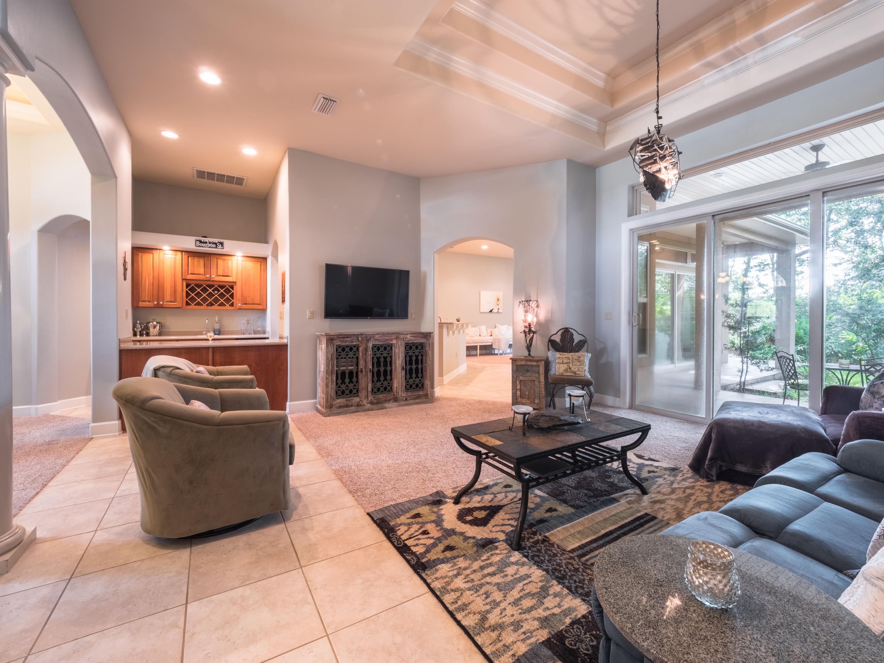 CHARDONNAY ESTATES - Residential