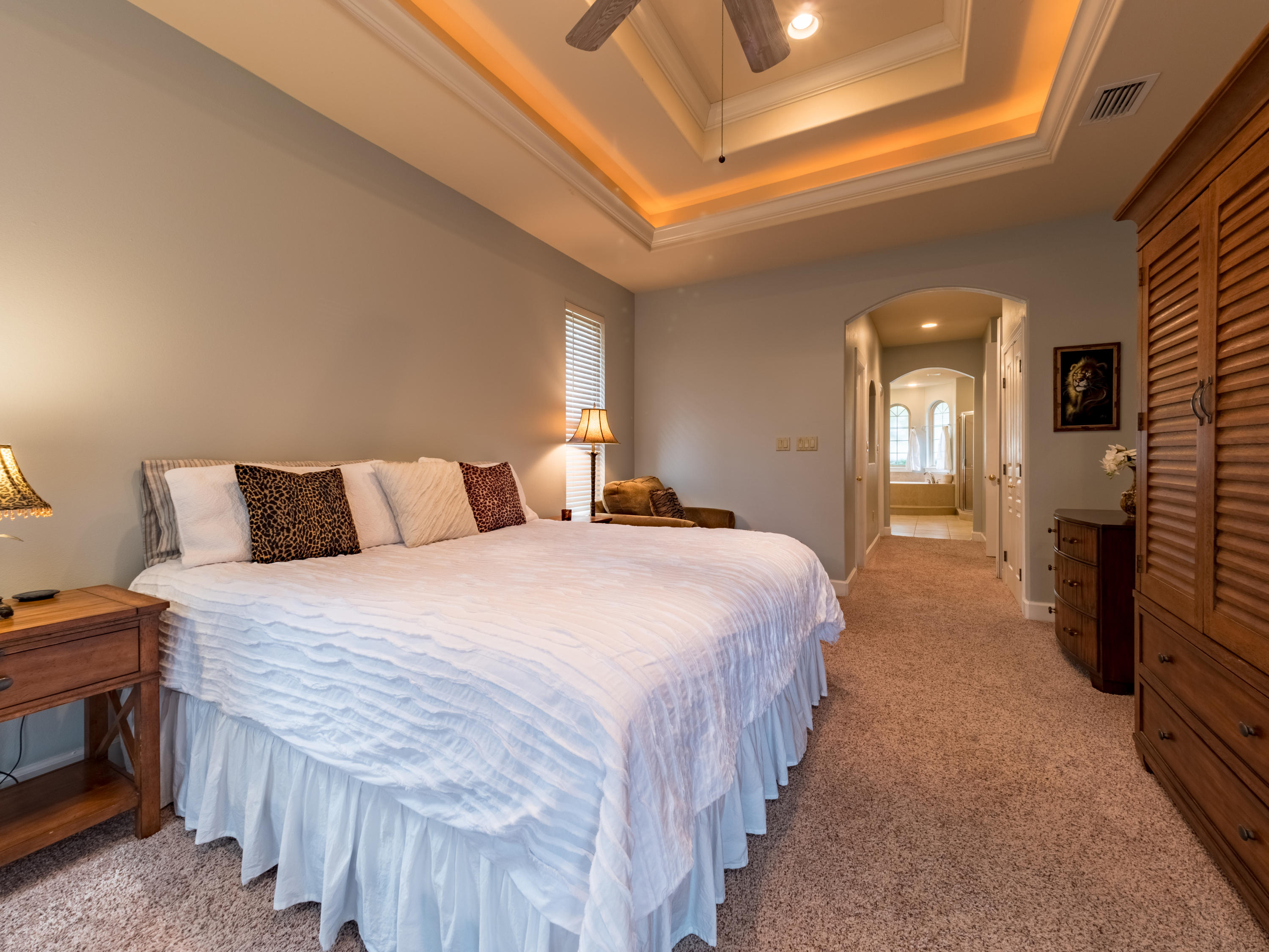 CHARDONNAY ESTATES - Residential