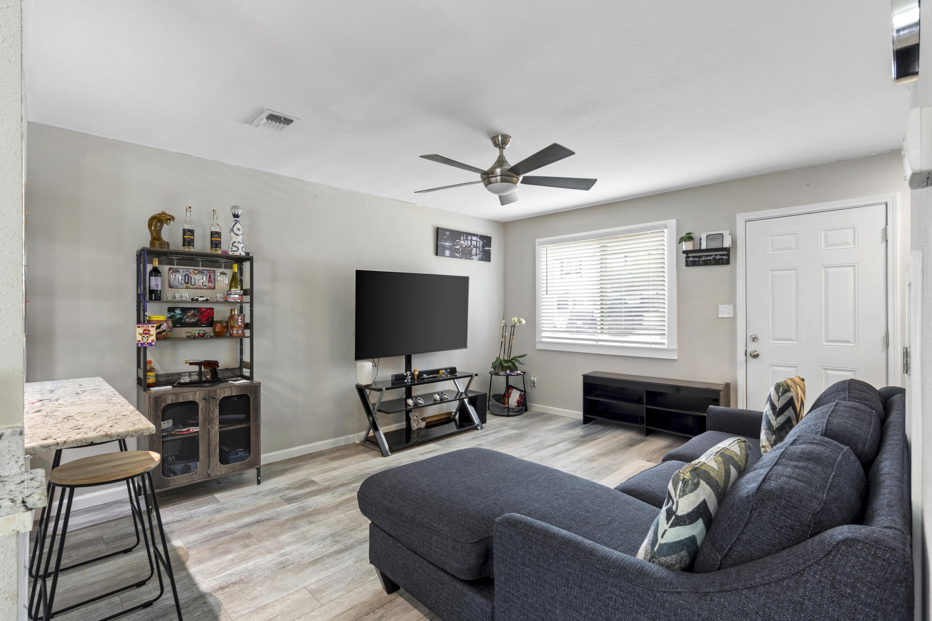 INDIAN HILLS - Residential
