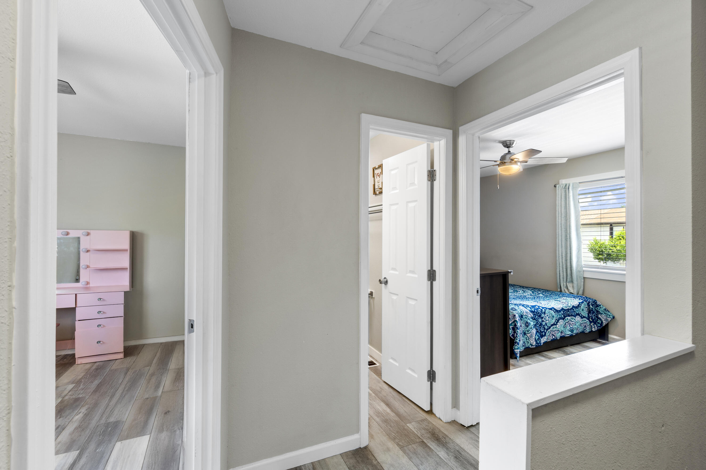 INDIAN HILLS - Residential