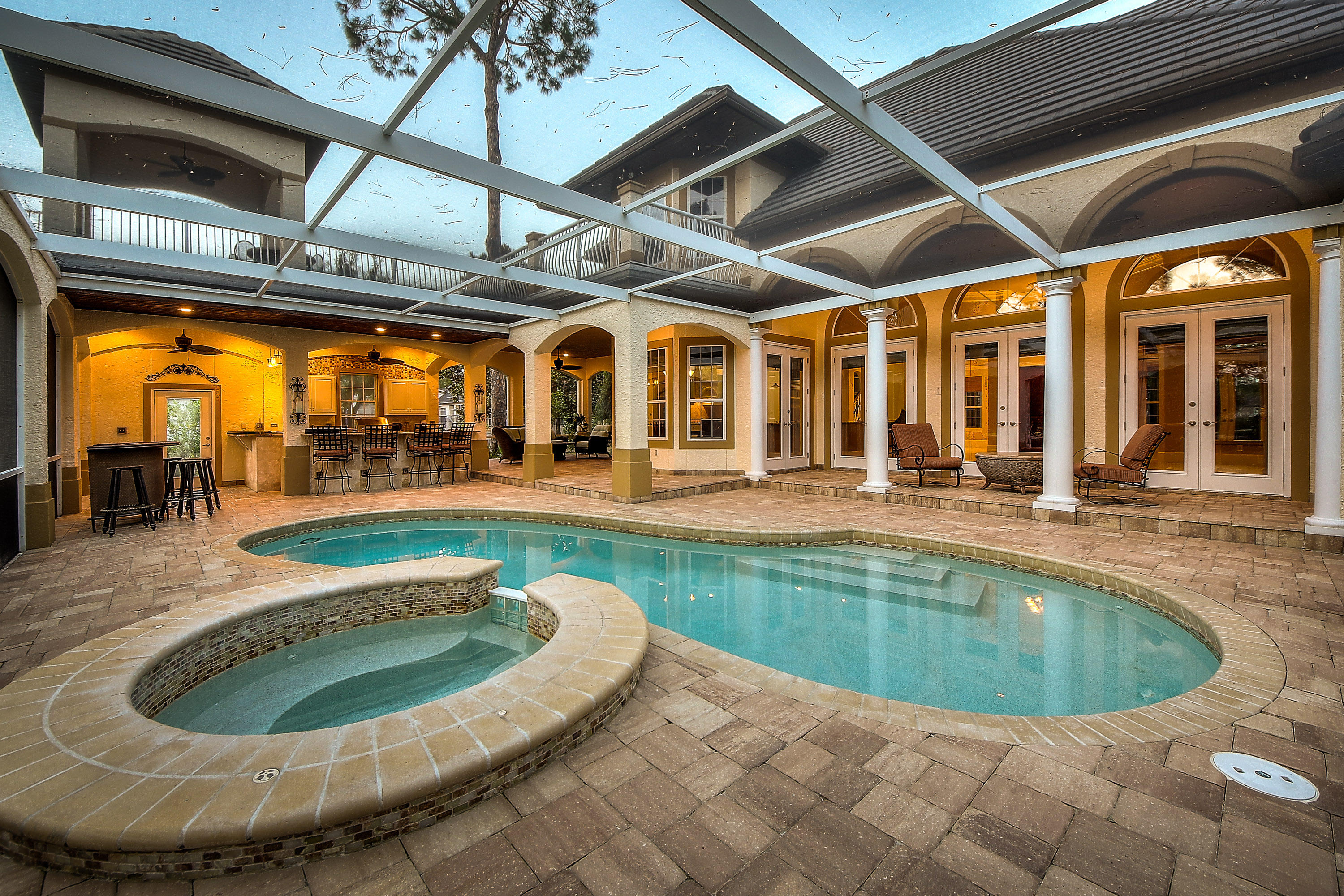 BURNT PINE - Residential