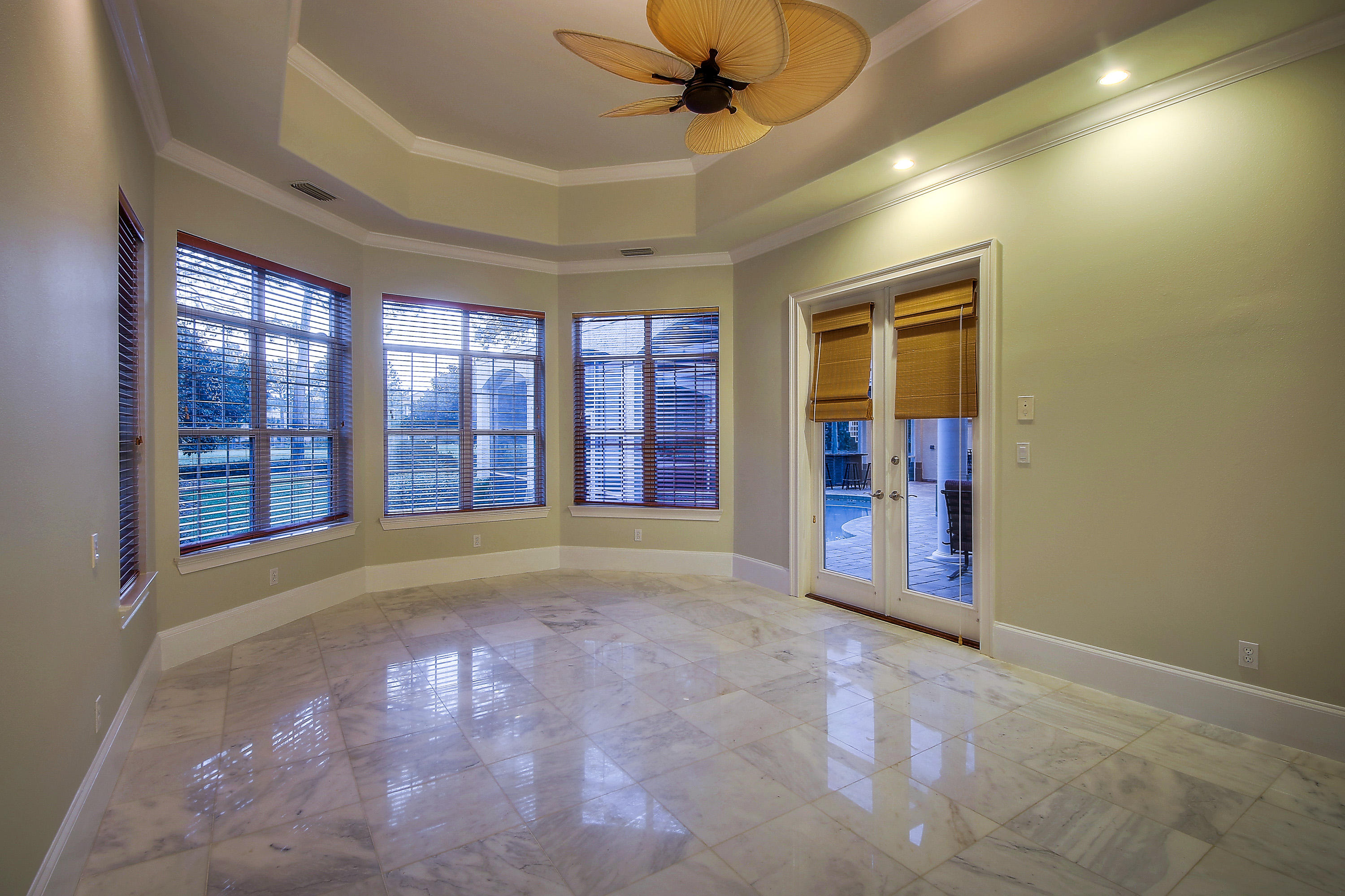 BURNT PINE - Residential