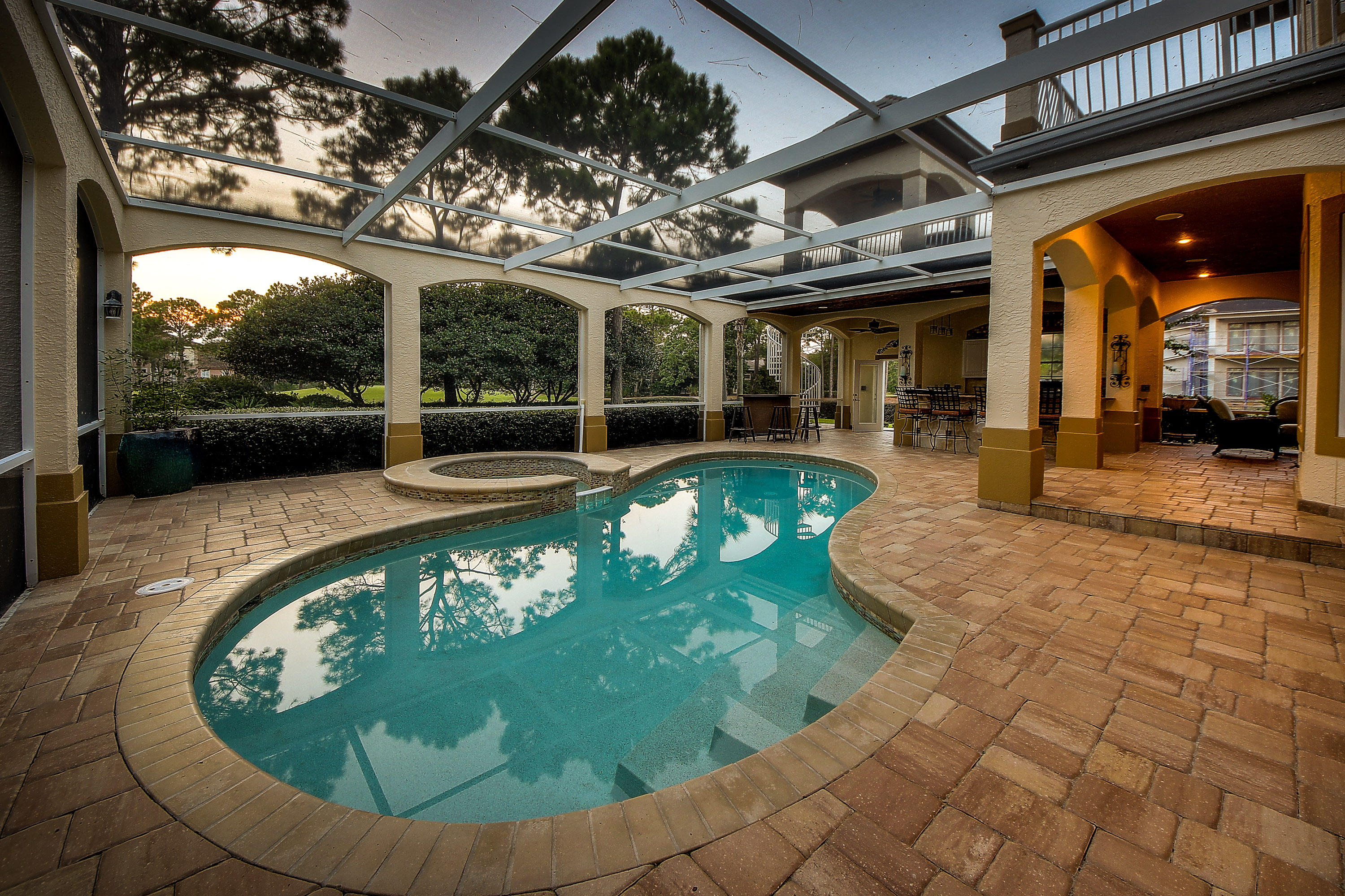 BURNT PINE - Residential