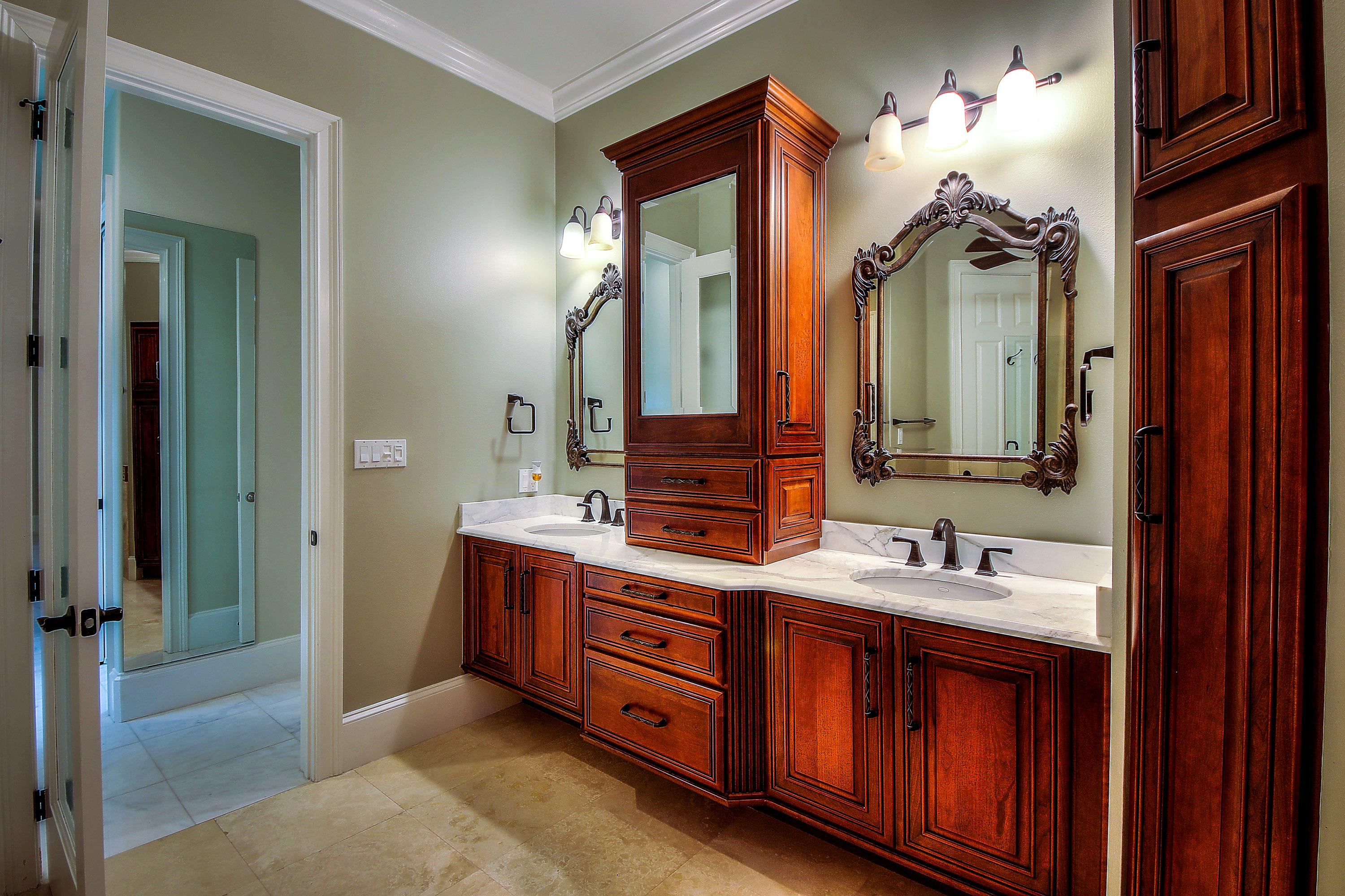 BURNT PINE - Residential