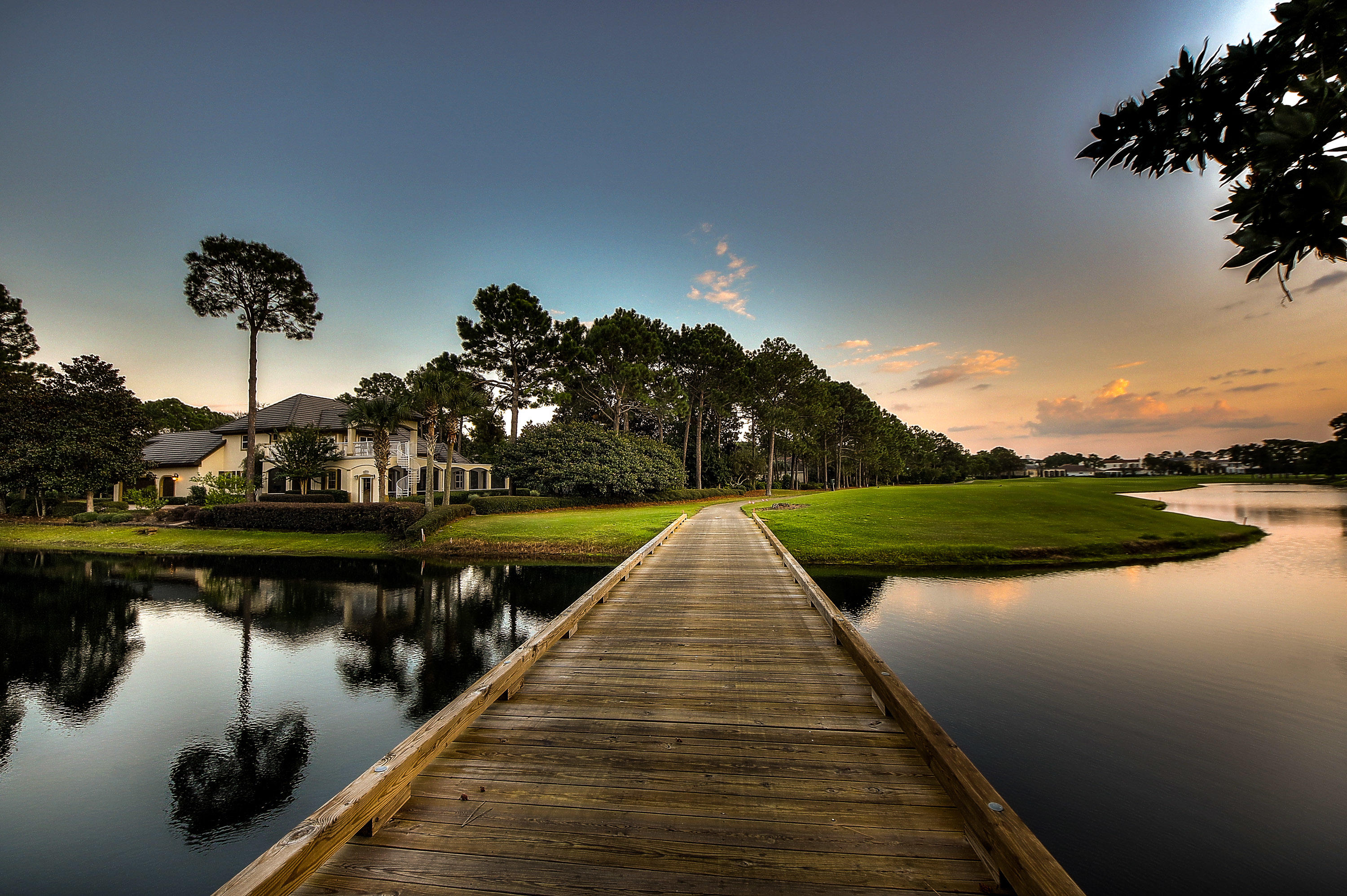 BURNT PINE - Residential