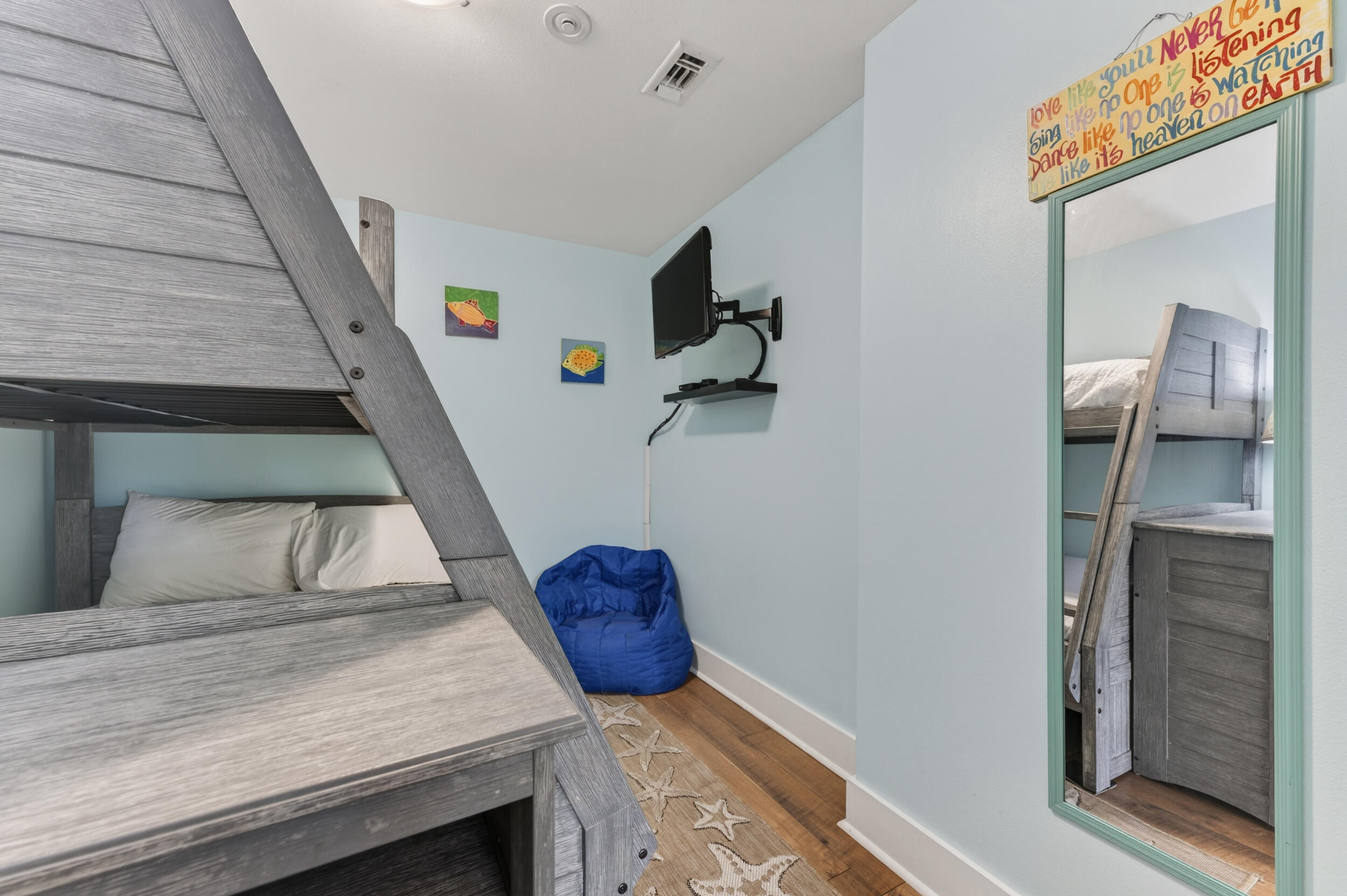 PILOT HOUSE - Residential