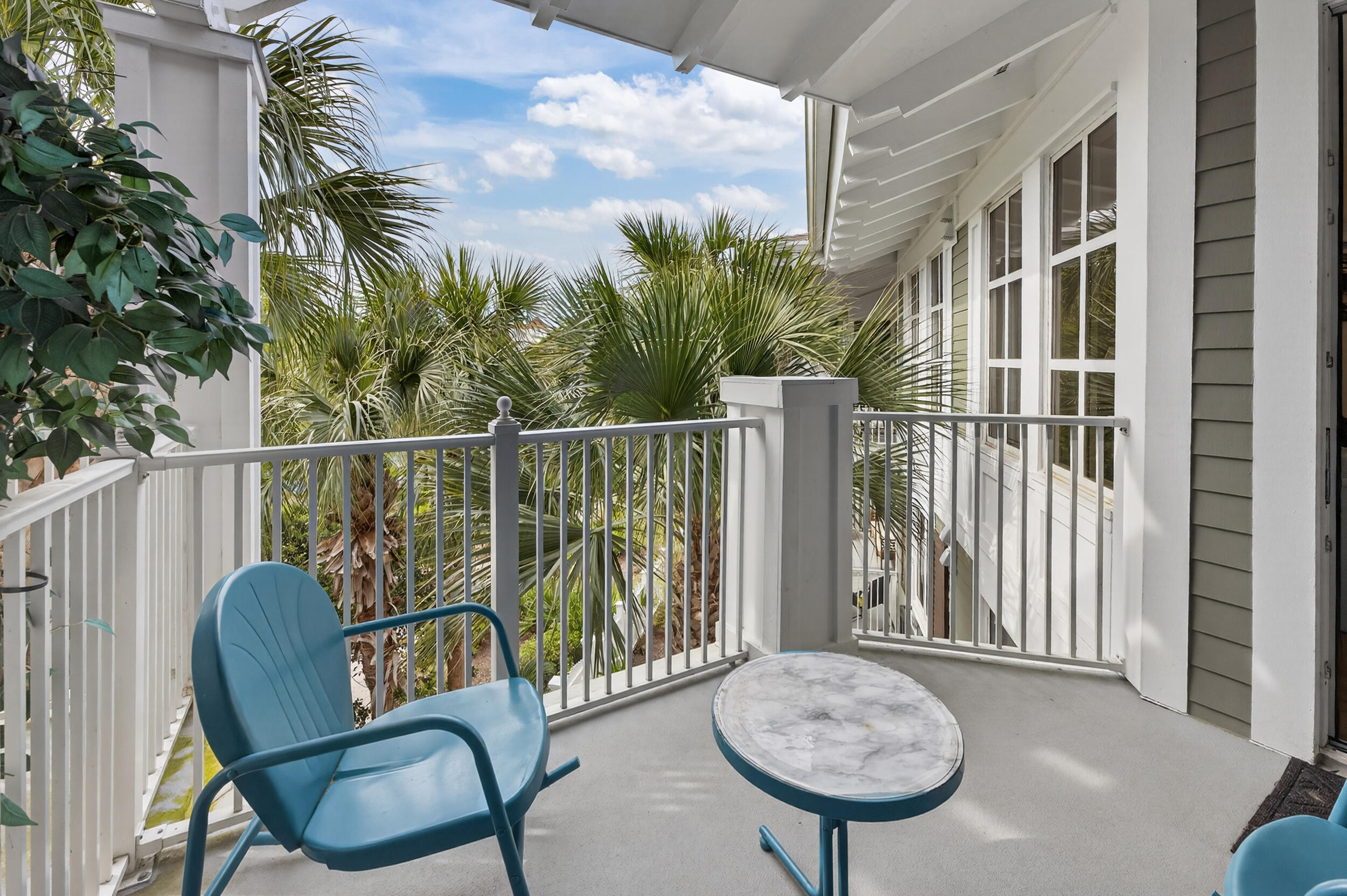 PILOT HOUSE - Residential