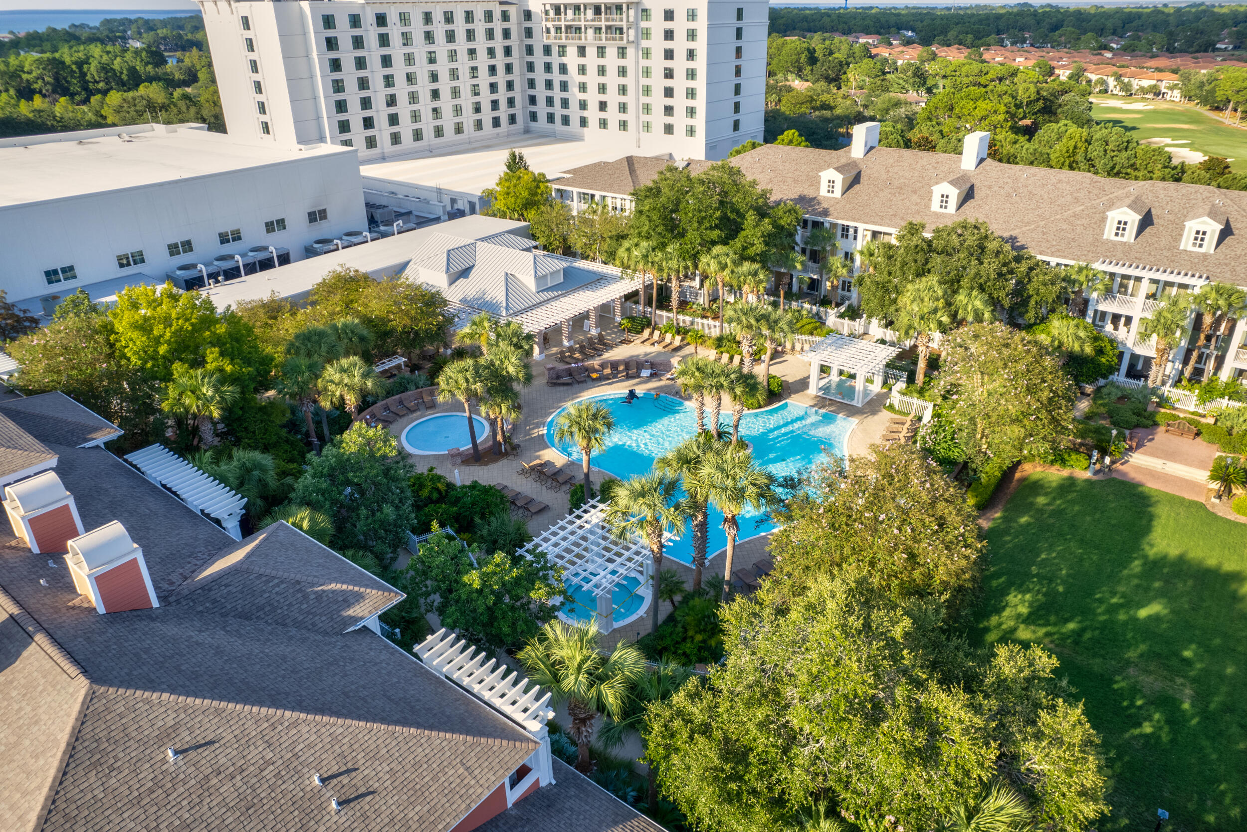 PILOT HOUSE - Residential