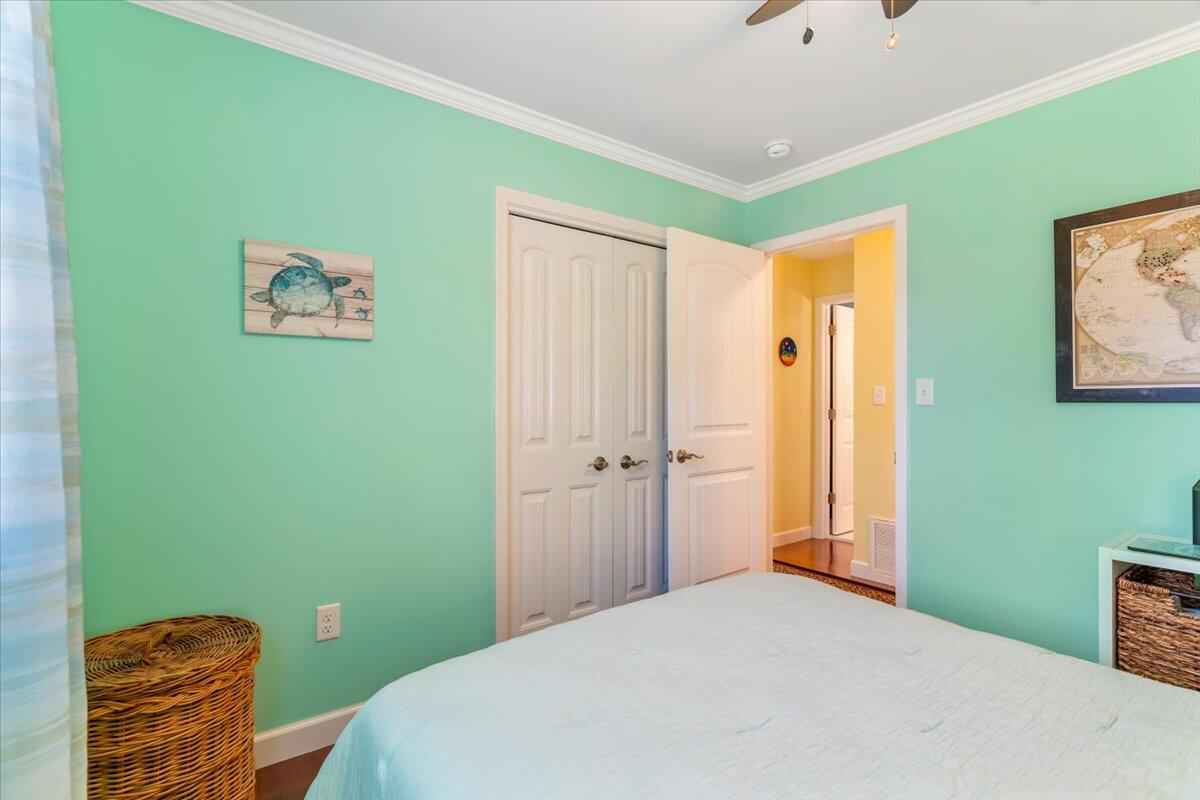 COLONIAL HEIGHTS - Residential