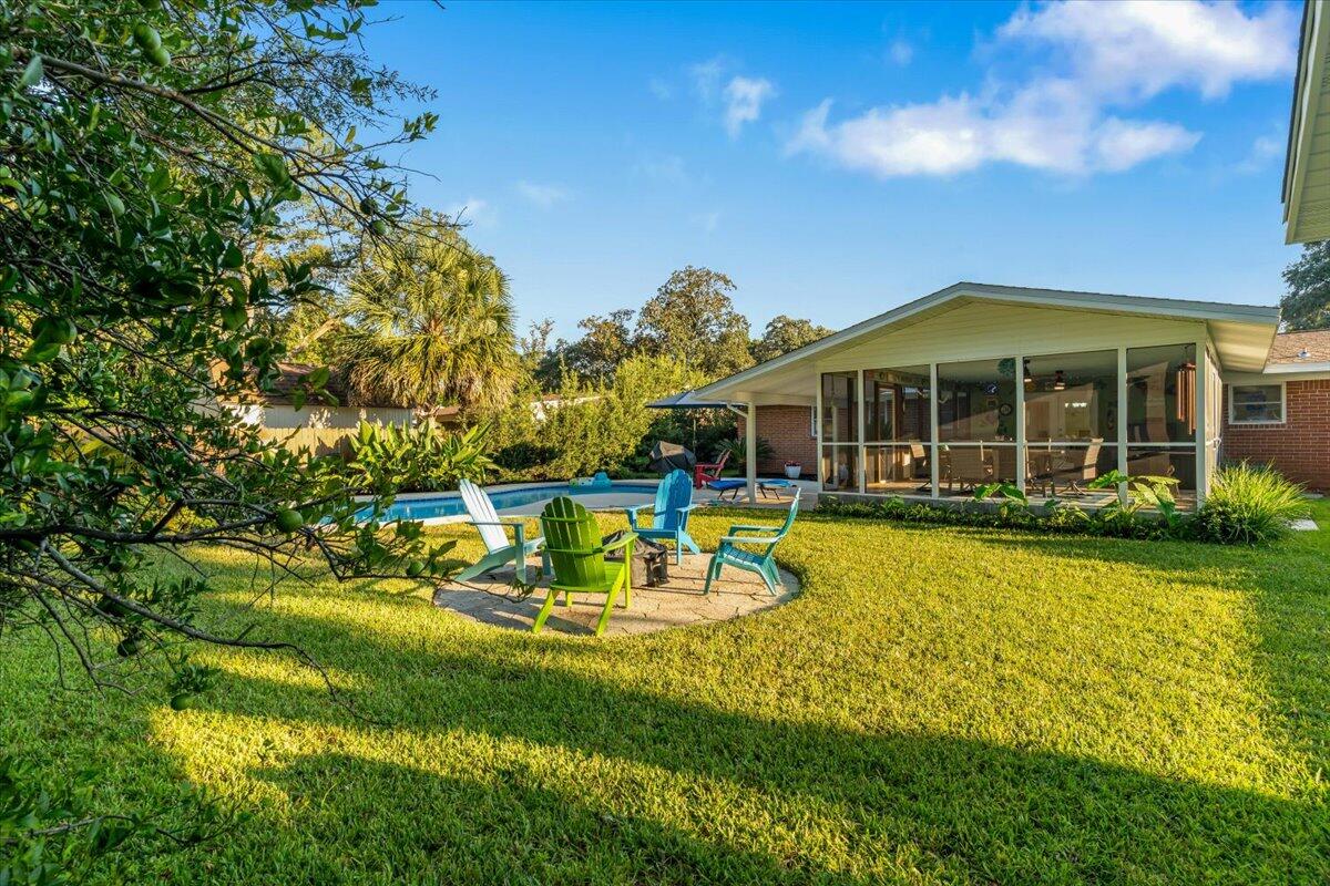 COLONIAL HEIGHTS - Residential