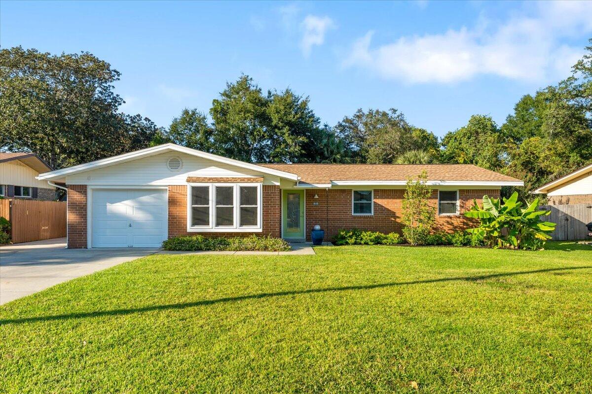 COLONIAL HEIGHTS - Residential