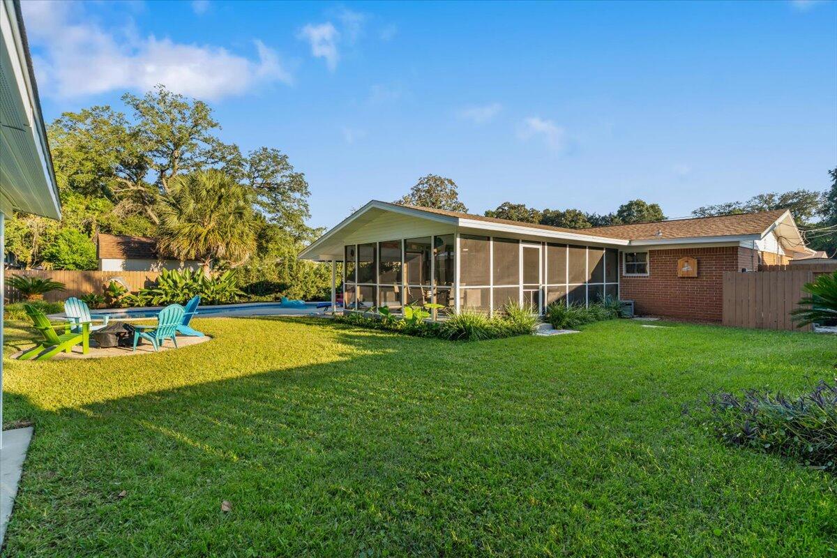 COLONIAL HEIGHTS - Residential