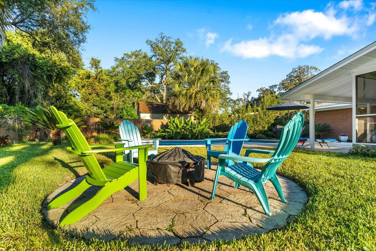 COLONIAL HEIGHTS - Residential