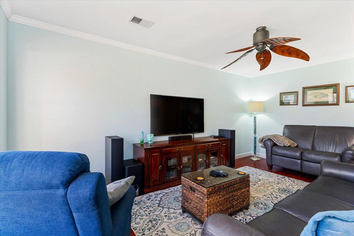 COLONIAL HEIGHTS - Residential