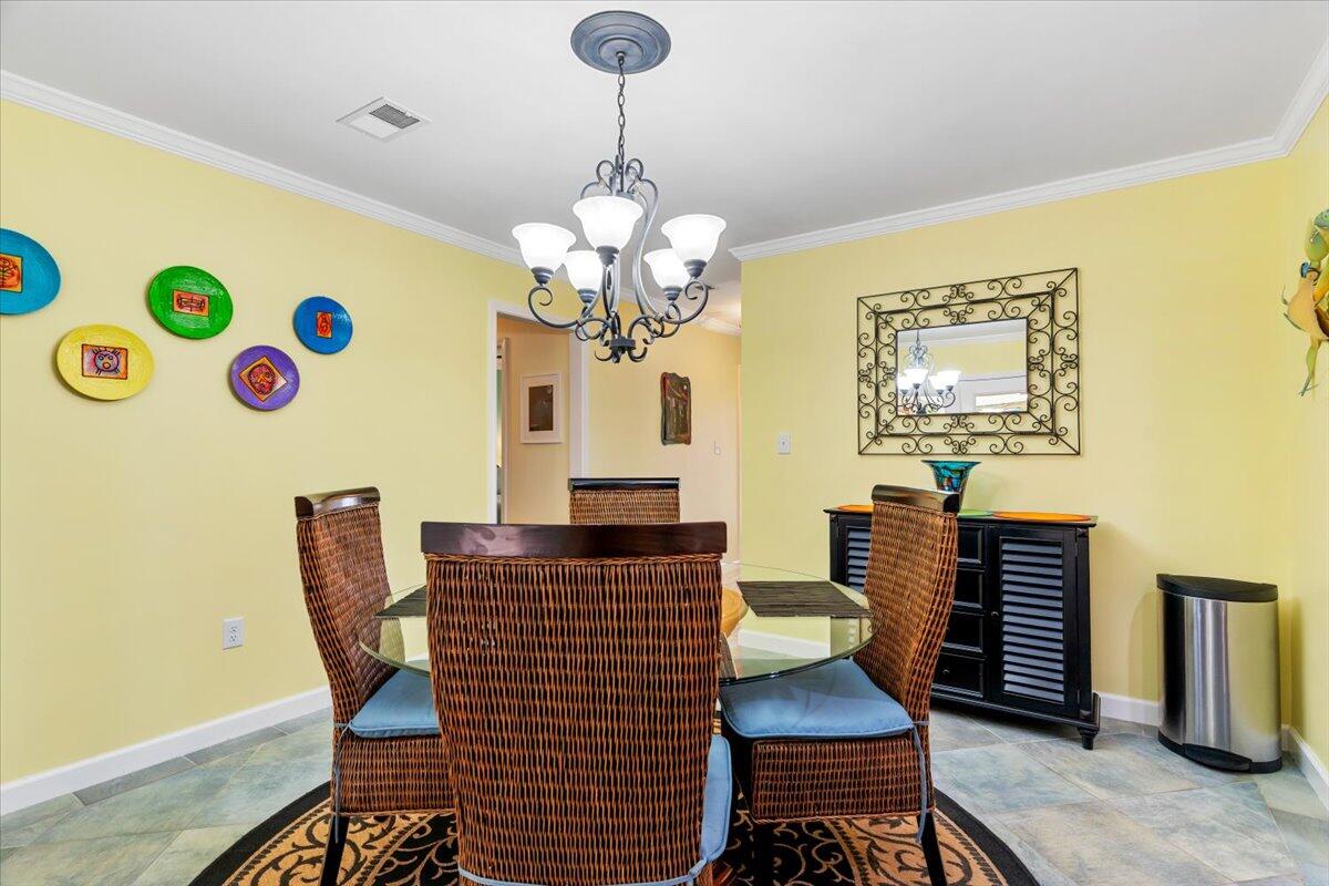 COLONIAL HEIGHTS - Residential