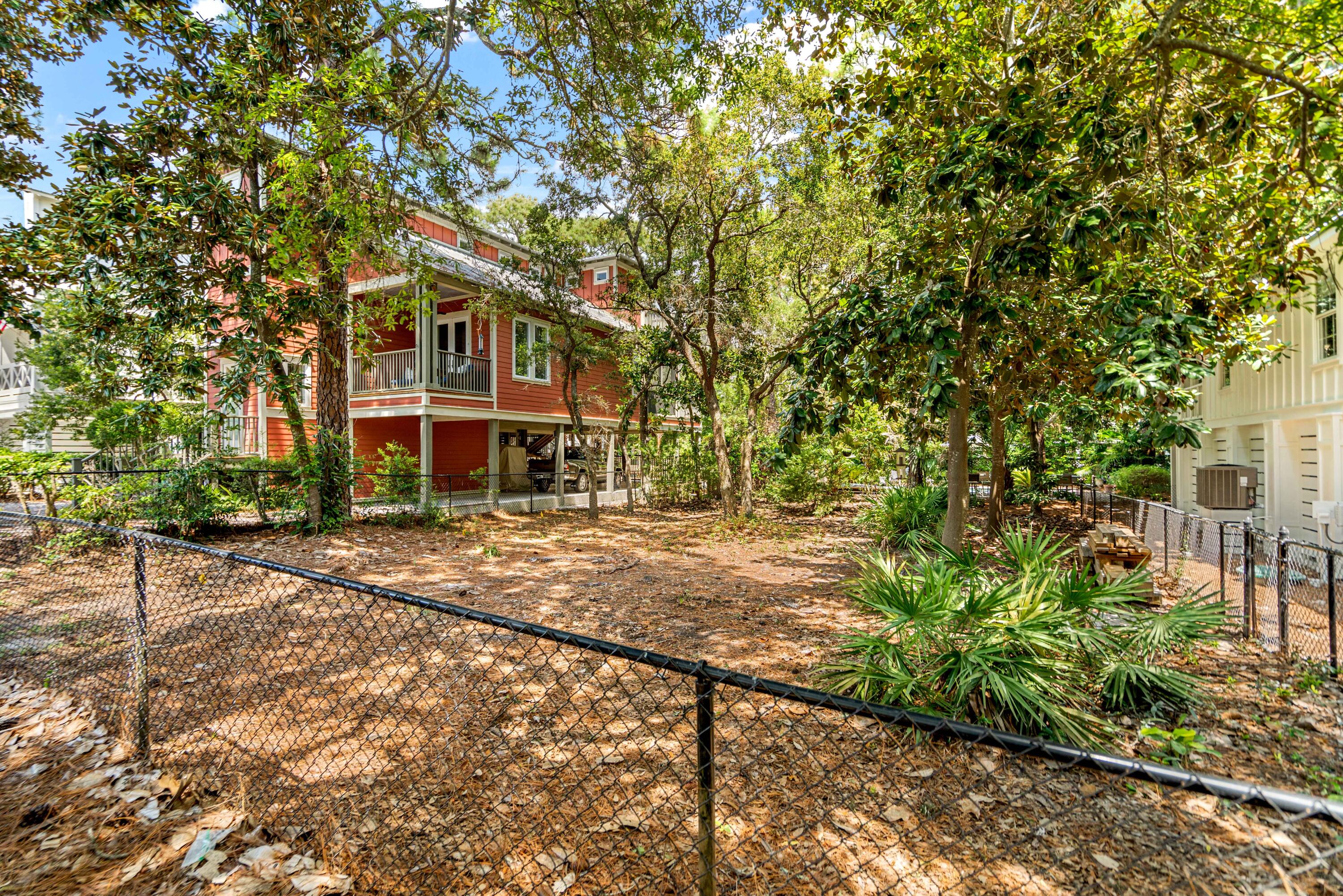 GRAYTON BEACH - Land
