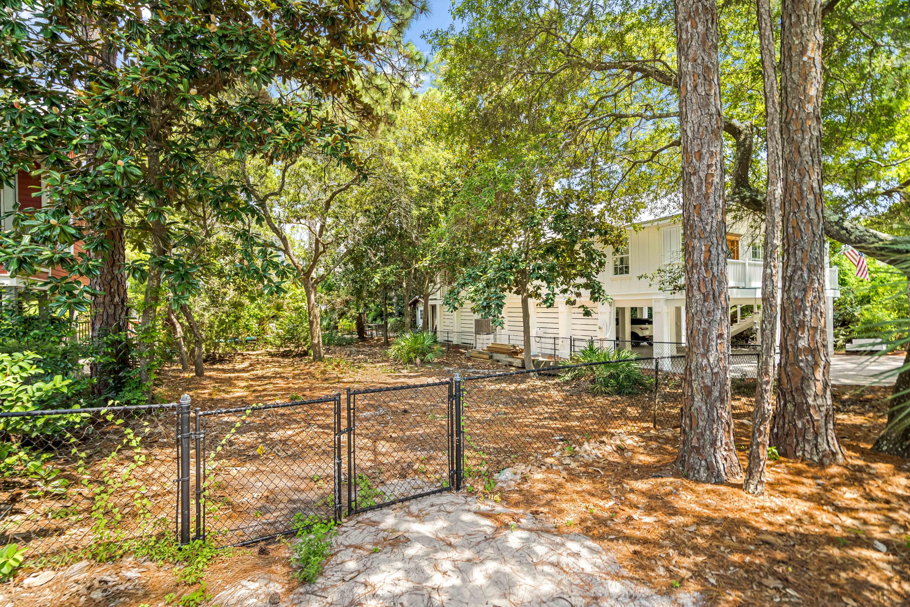 GRAYTON BEACH - Land