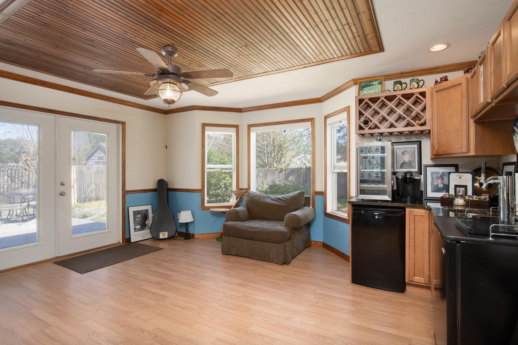 OAKRIDGE MANOR LOT 22 - Residential