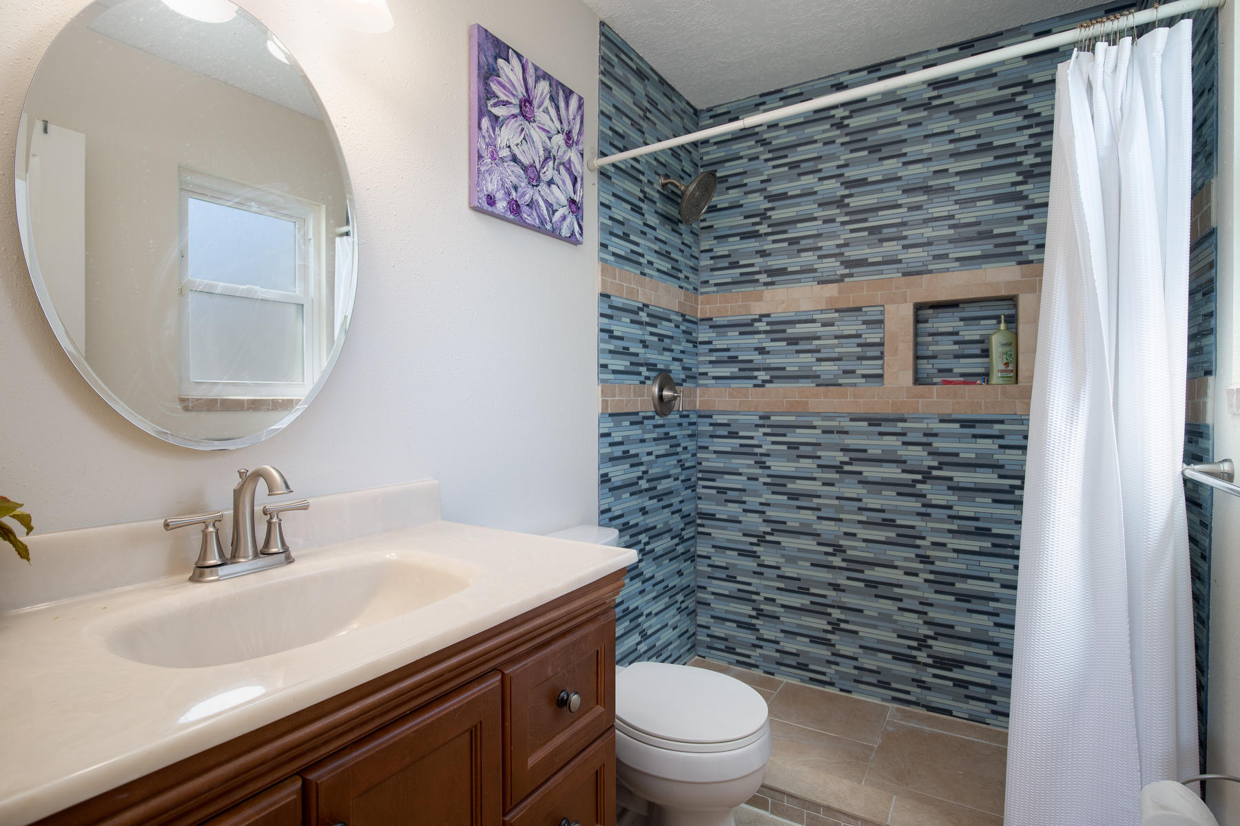 OAKRIDGE MANOR LOT 22 - Residential