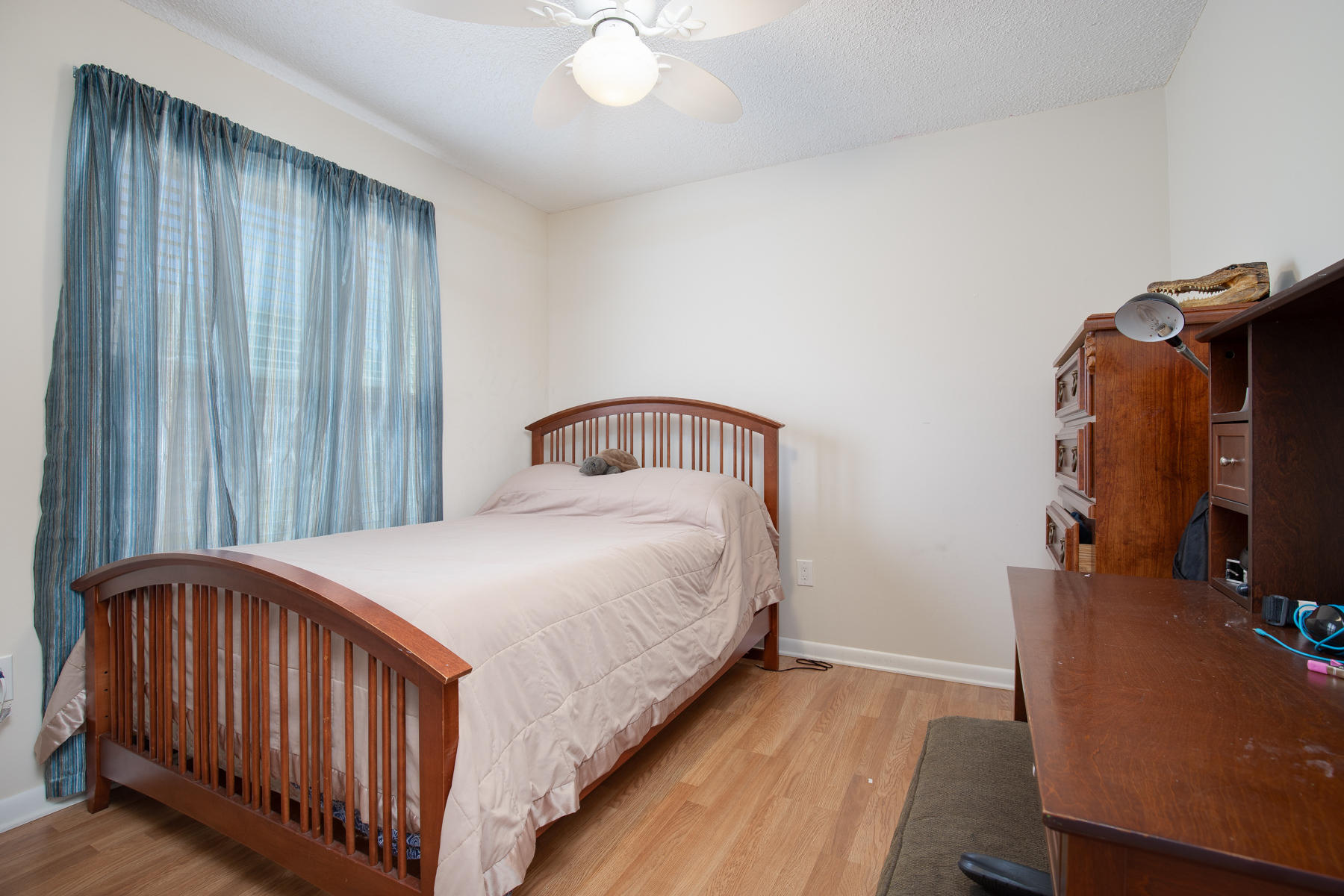 OAKRIDGE MANOR LOT 22 - Residential