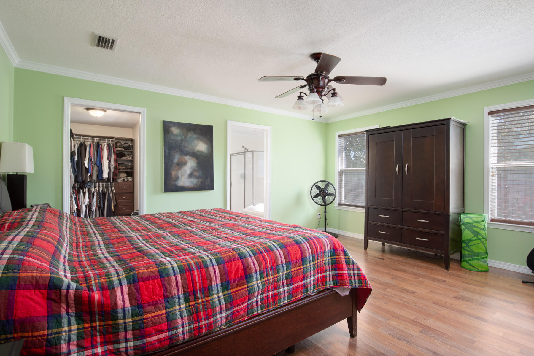 OAKRIDGE MANOR LOT 22 - Residential