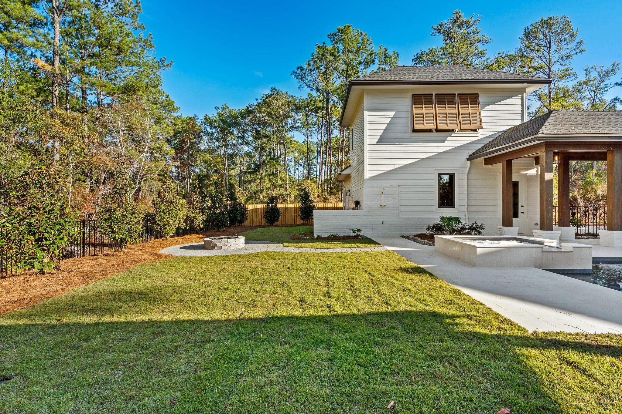 STEAMBOAT LANDING - Residential