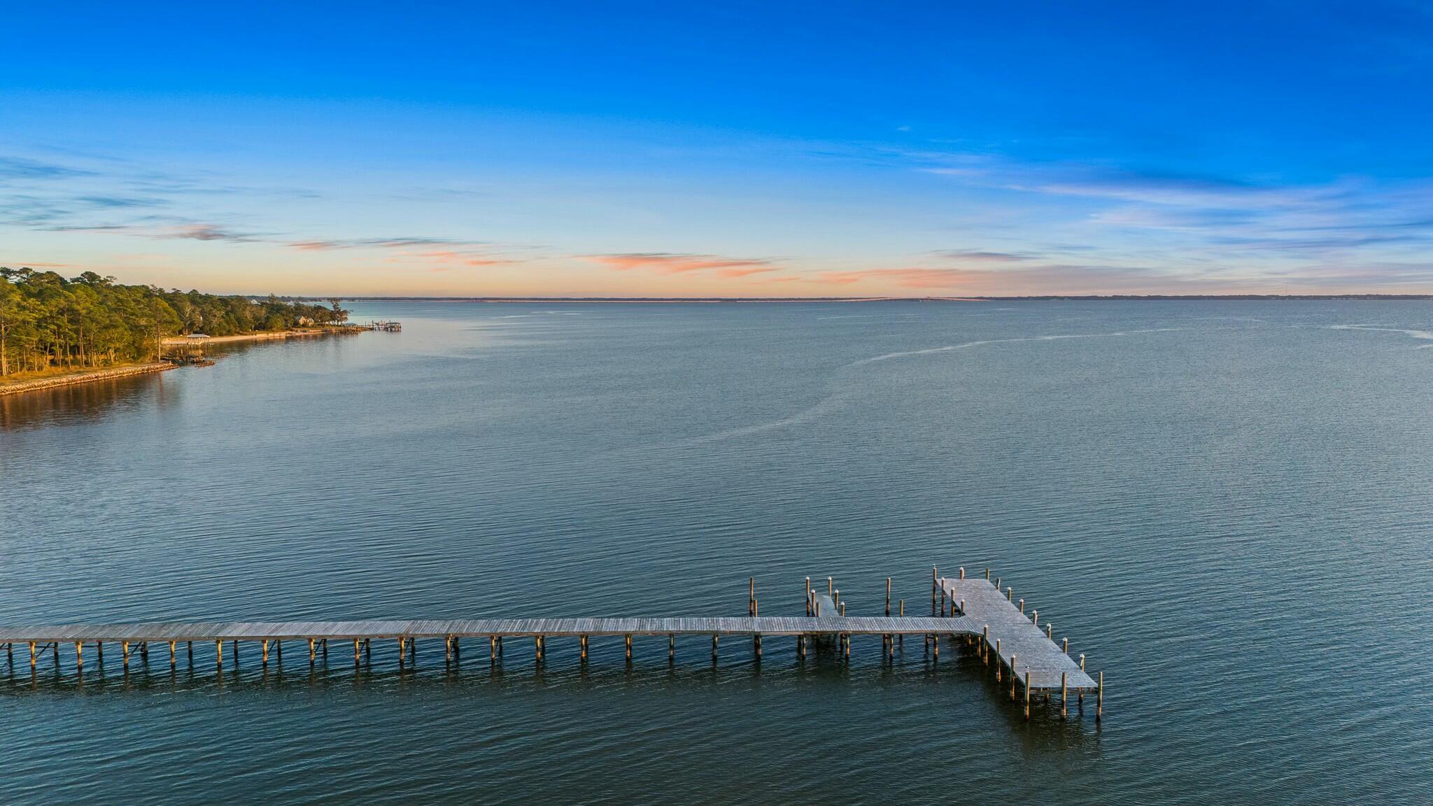 STEAMBOAT LANDING - Residential