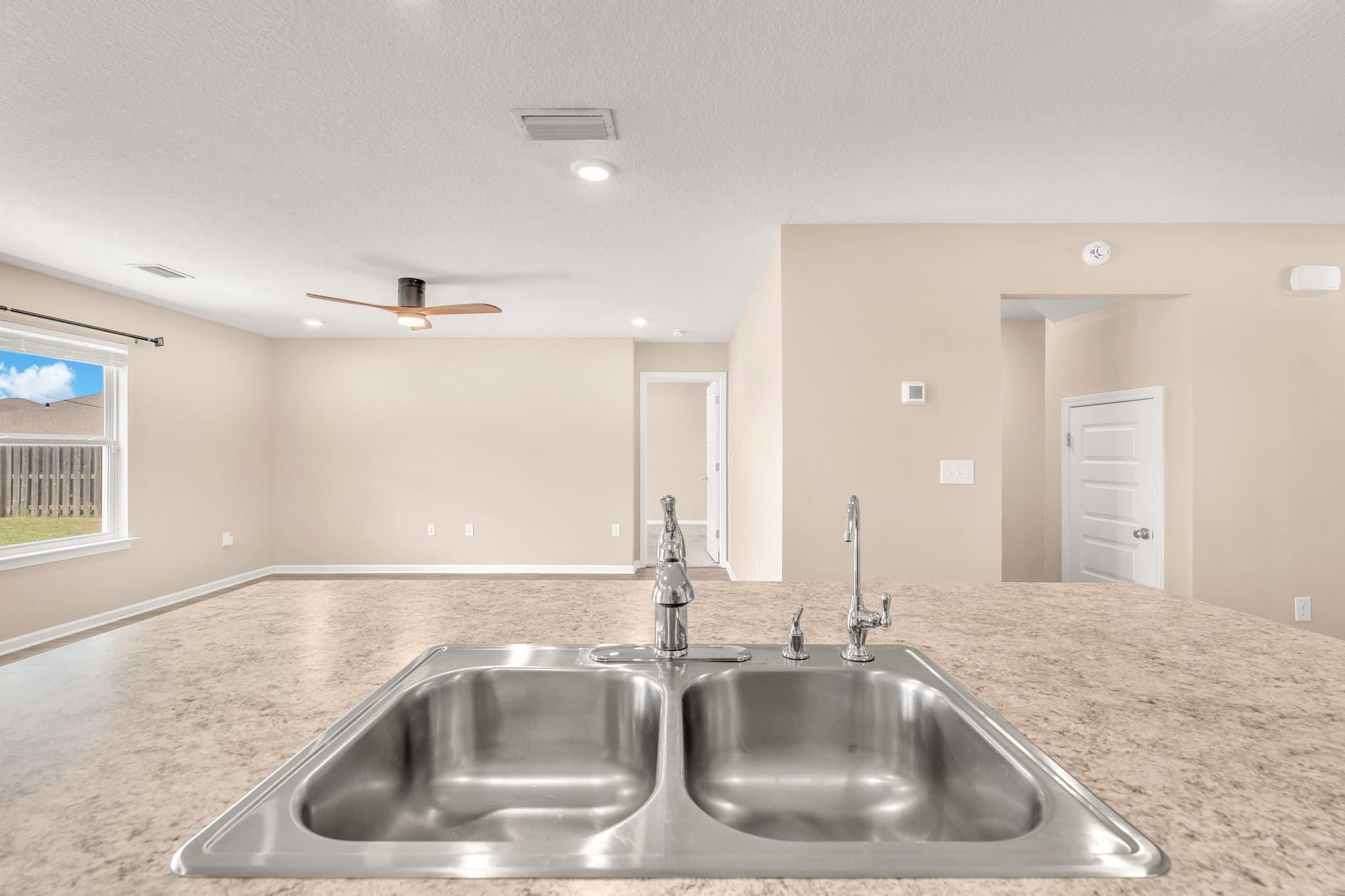 HAMMOCK BAY - Residential Lease