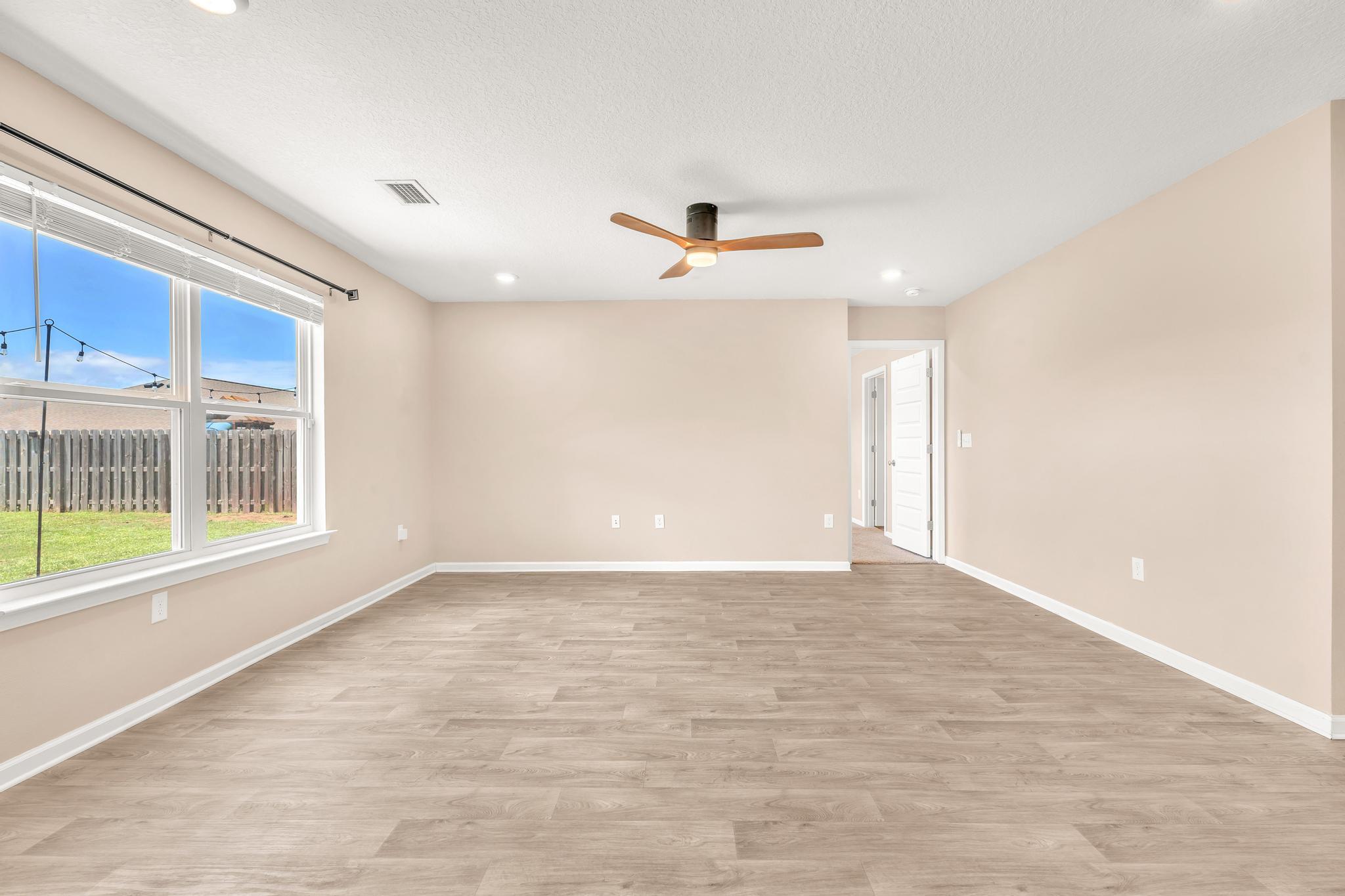 HAMMOCK BAY - Residential Lease