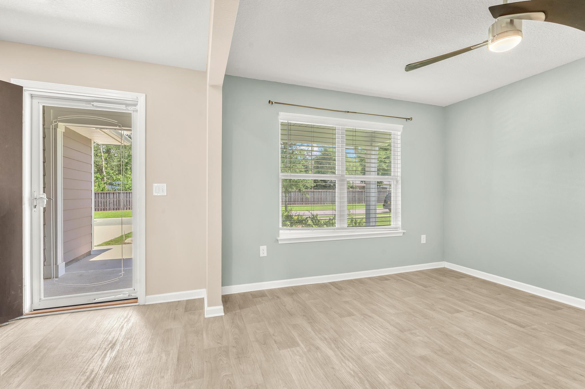 HAMMOCK BAY - Residential Lease