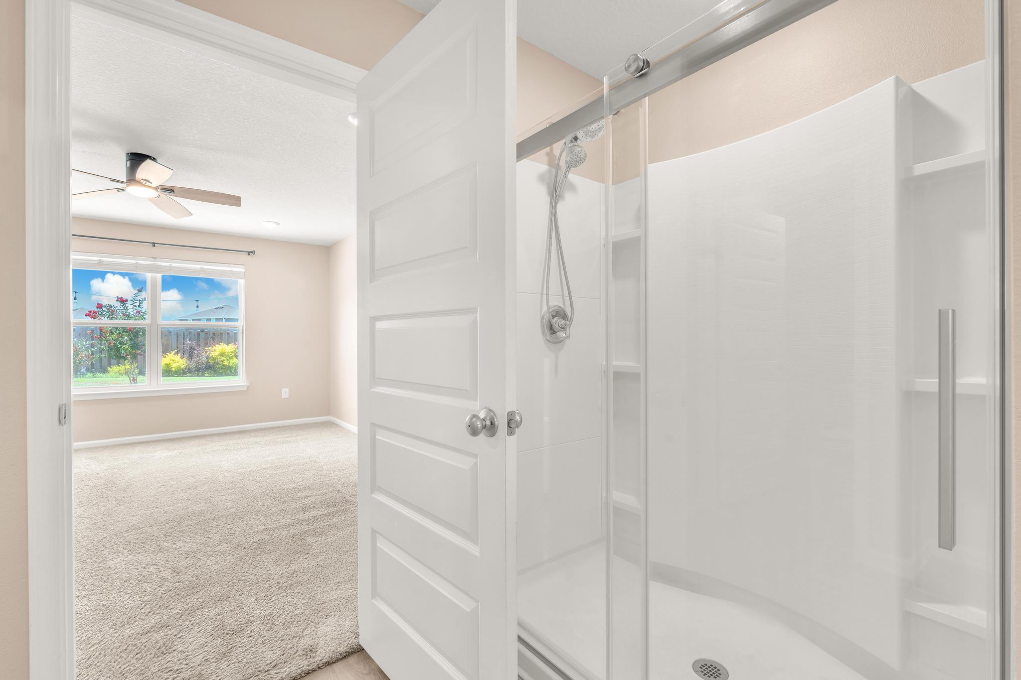 HAMMOCK BAY - Residential Lease