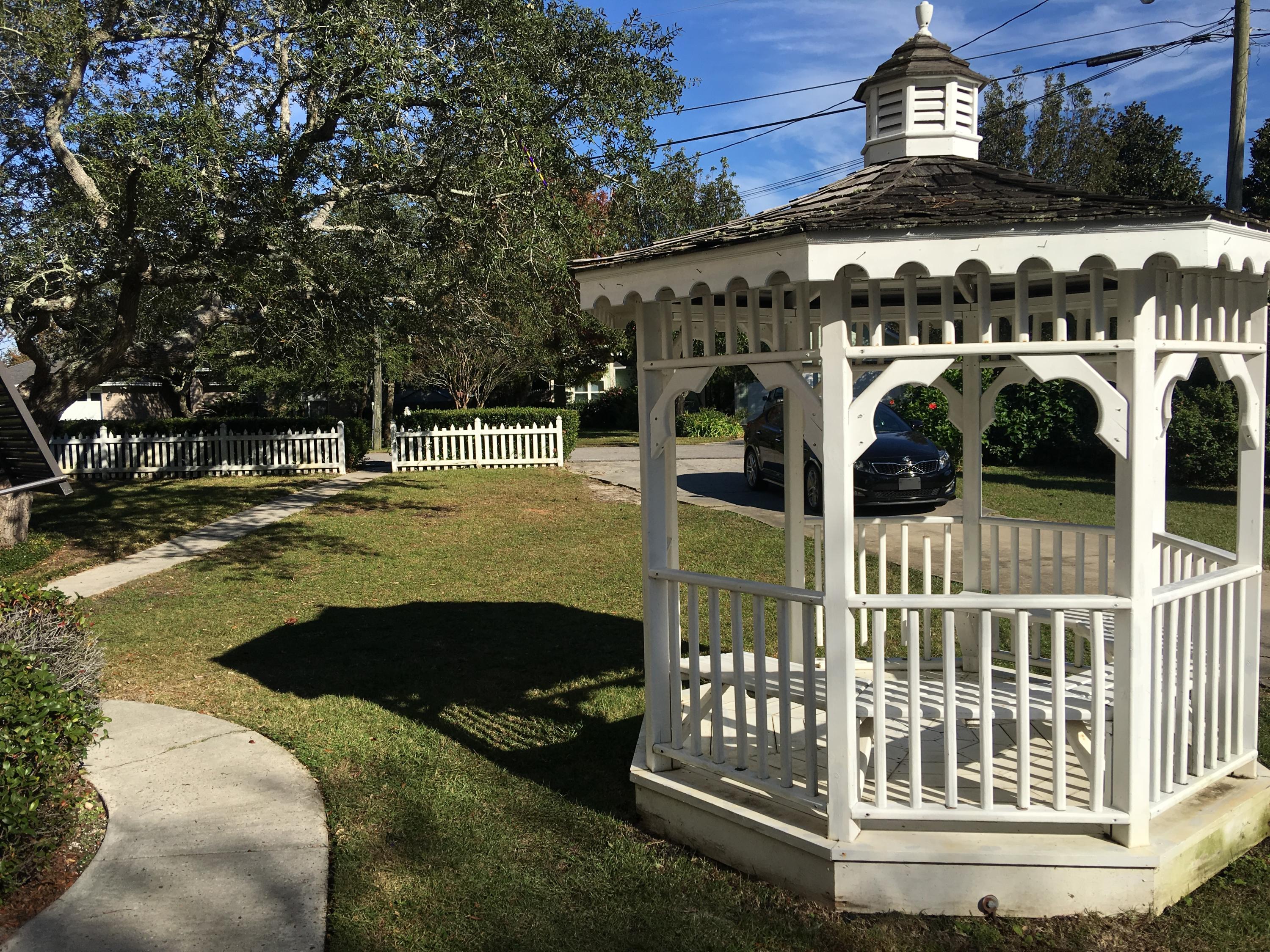 KELL-AIRE GARDENS - Residential