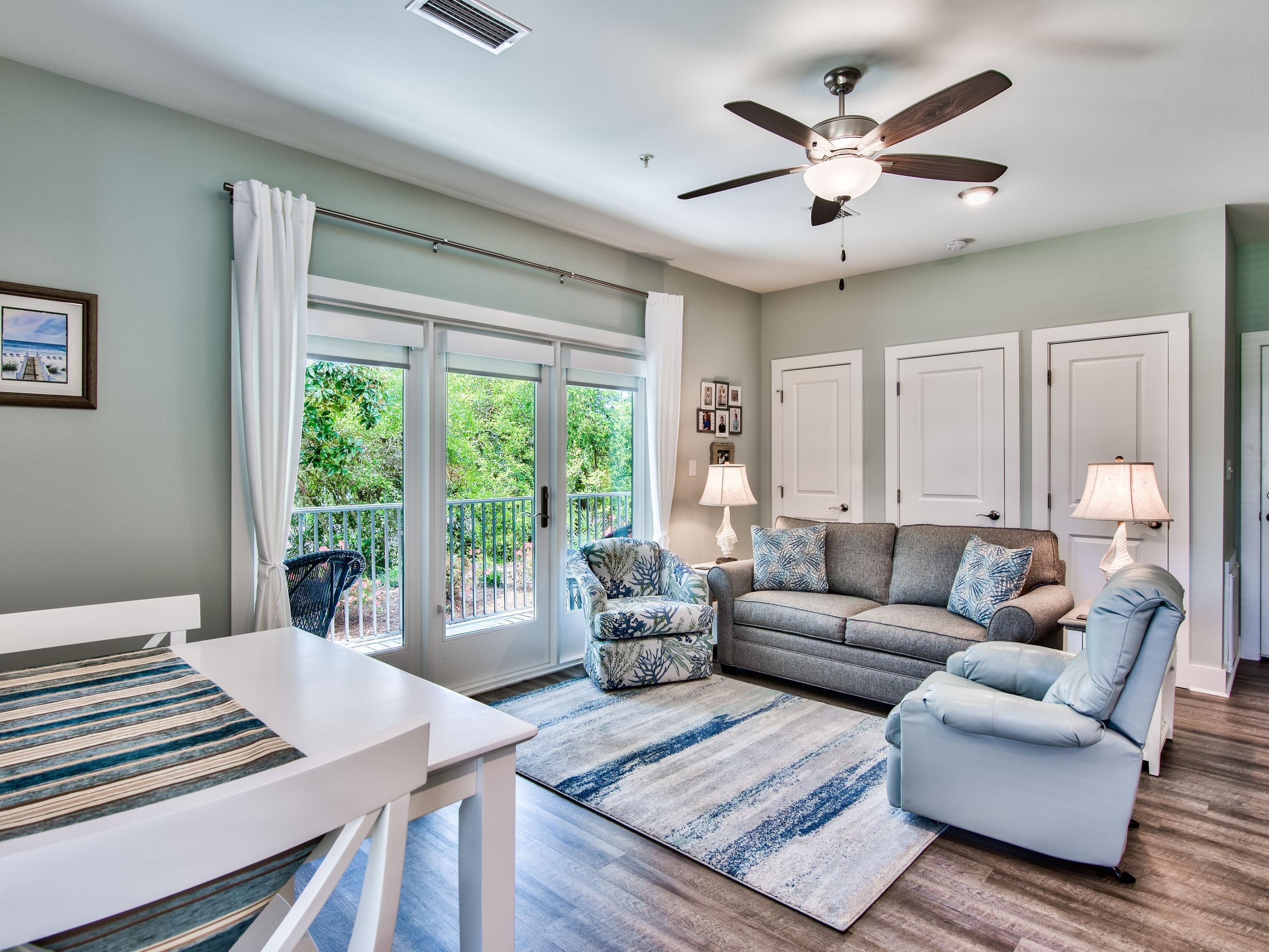 Hidden Lake condominiums - Residential