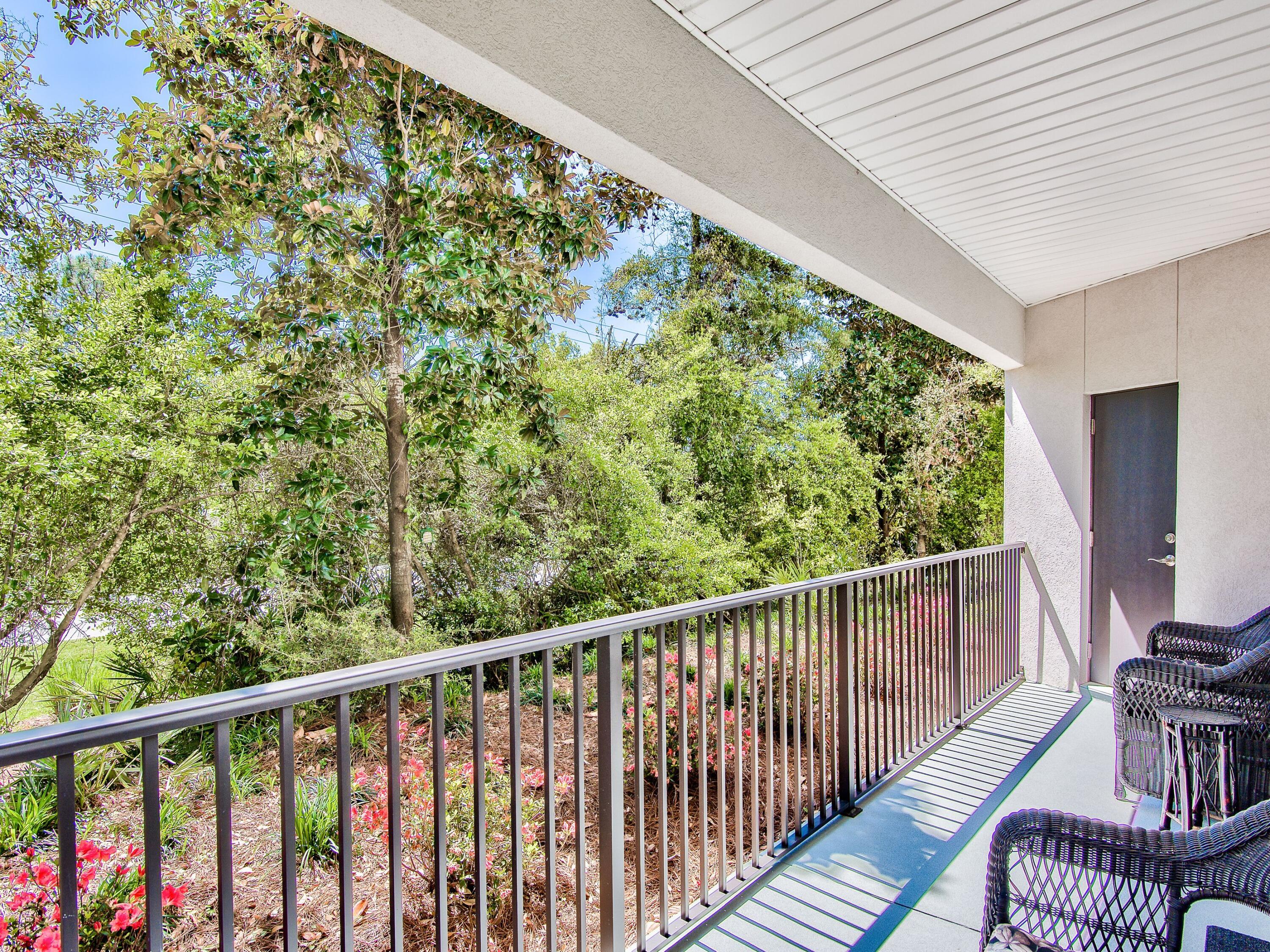 Hidden Lake condominiums - Residential