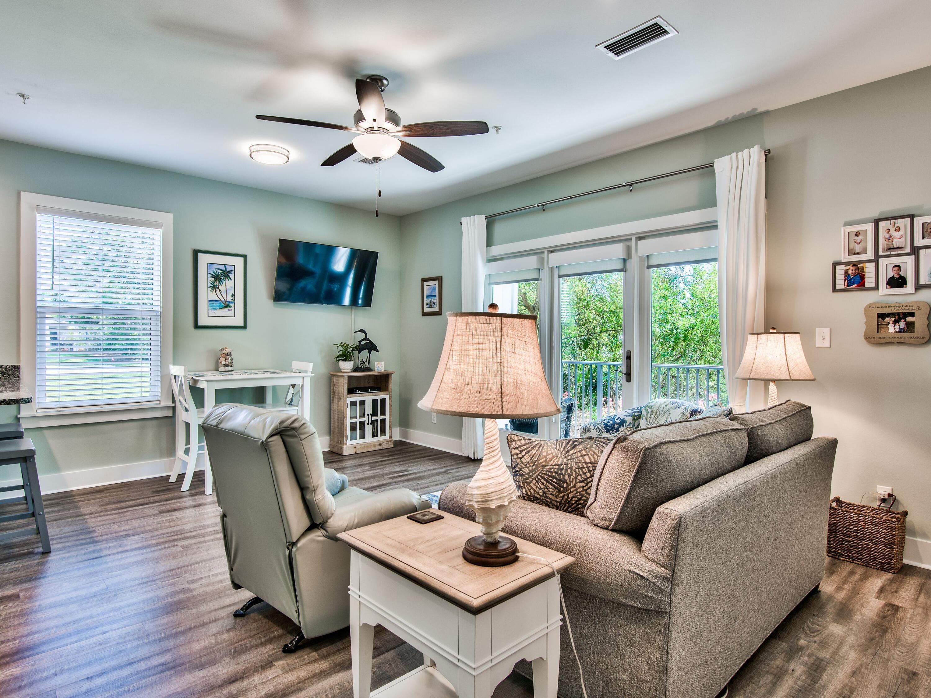 Hidden Lake condominiums - Residential