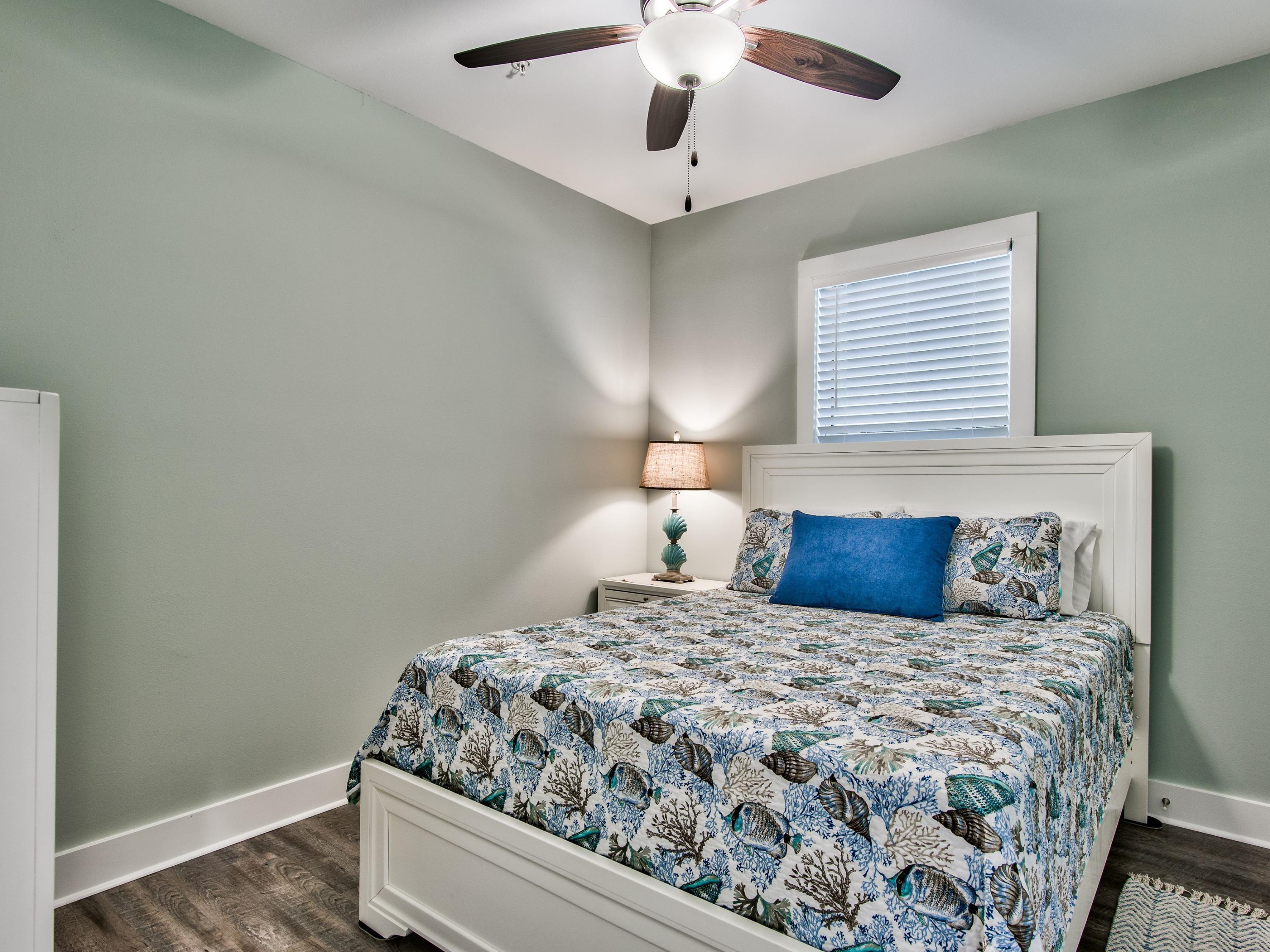 Hidden Lake condominiums - Residential