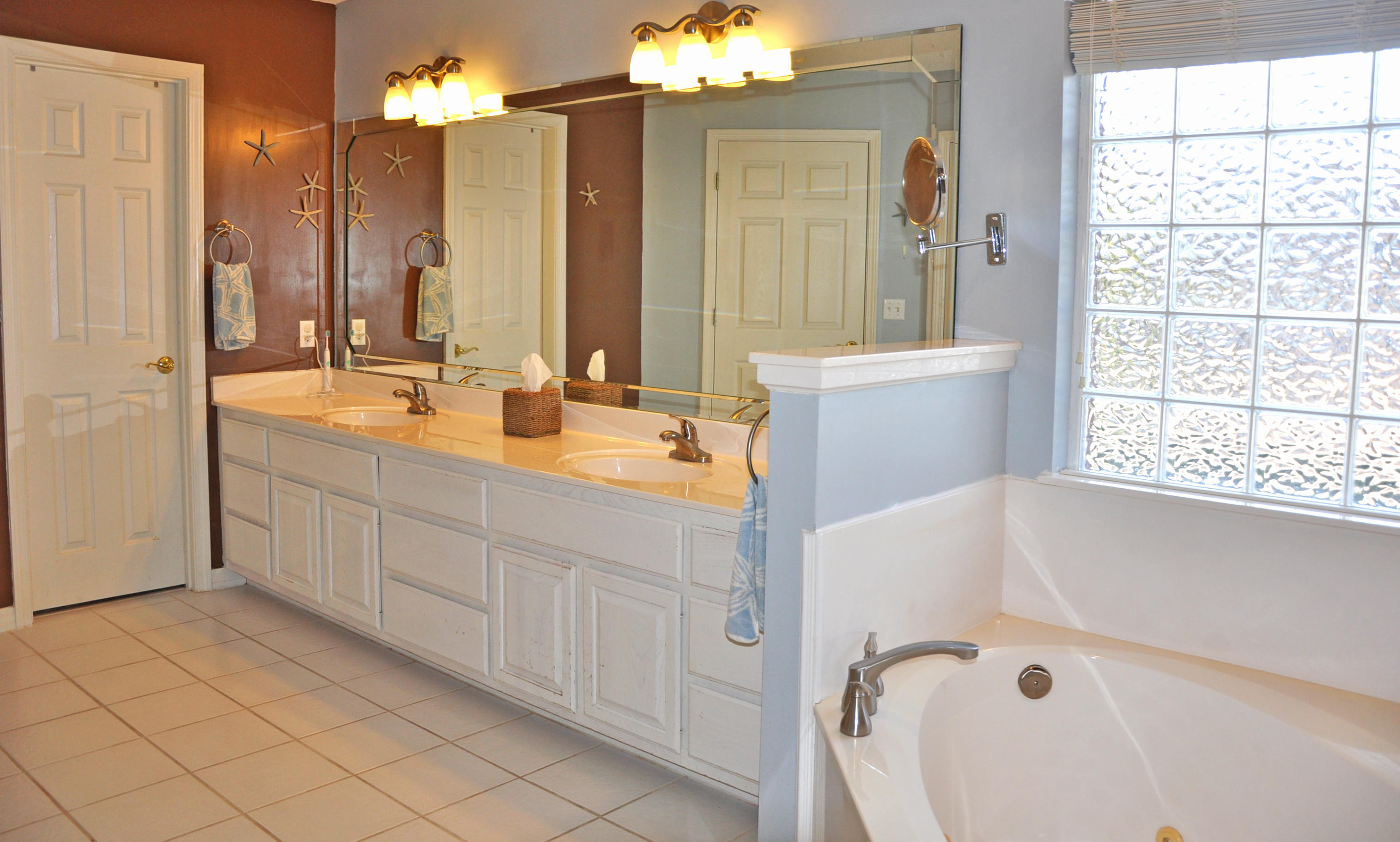 Rocky Bayou CC Est #10 - Residential