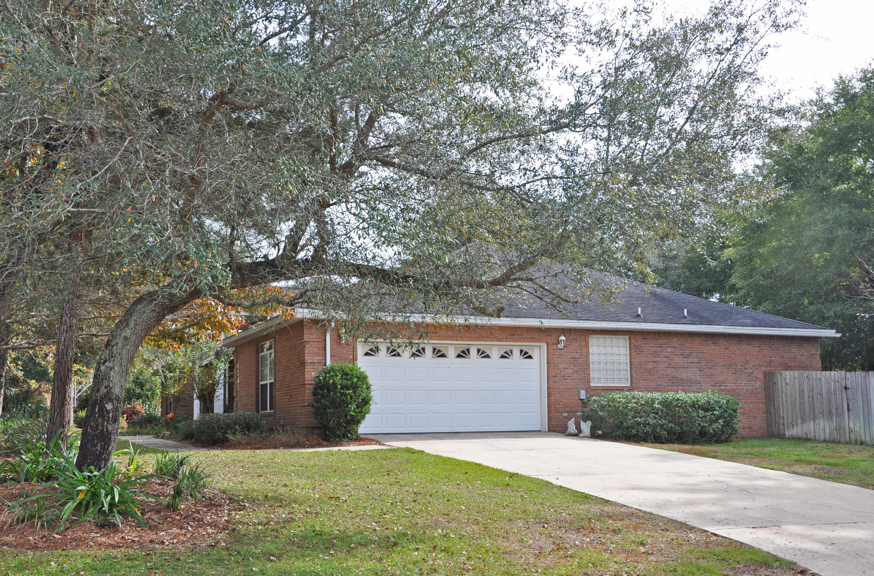 Rocky Bayou CC Est #10 - Residential