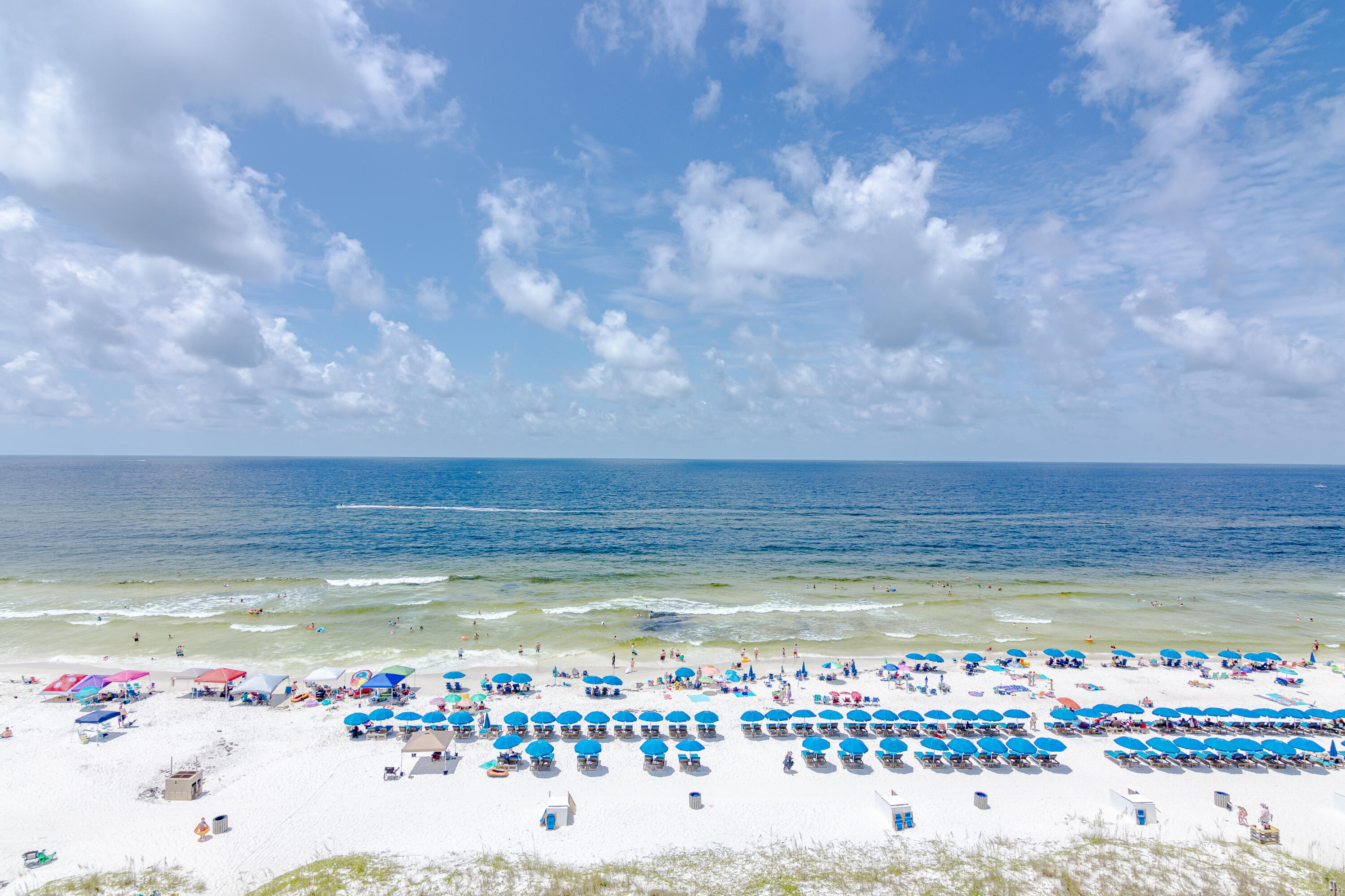 REGENCY TOWERS - Residential