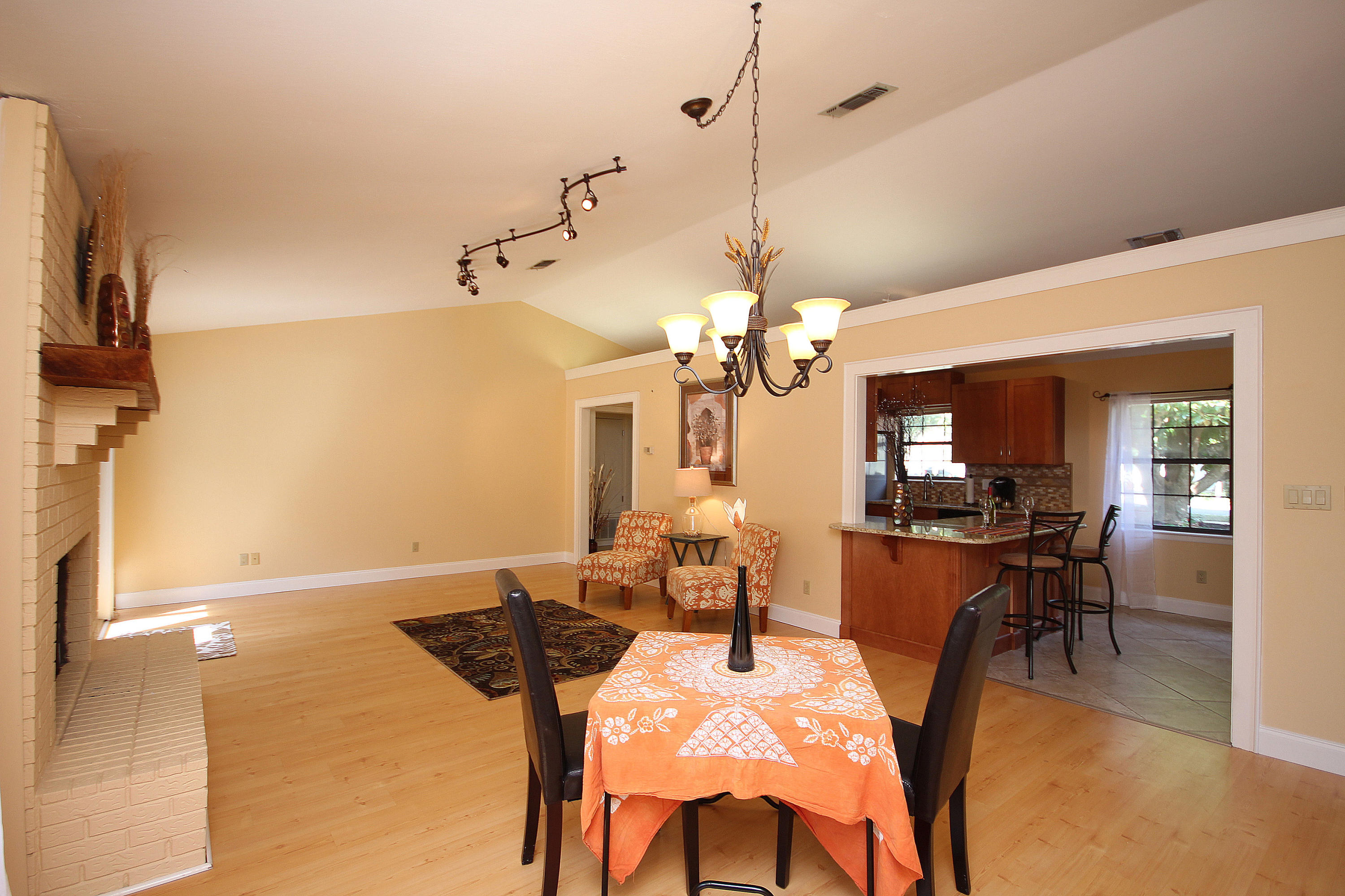 EASTWOOD 9TH ADDN - Residential