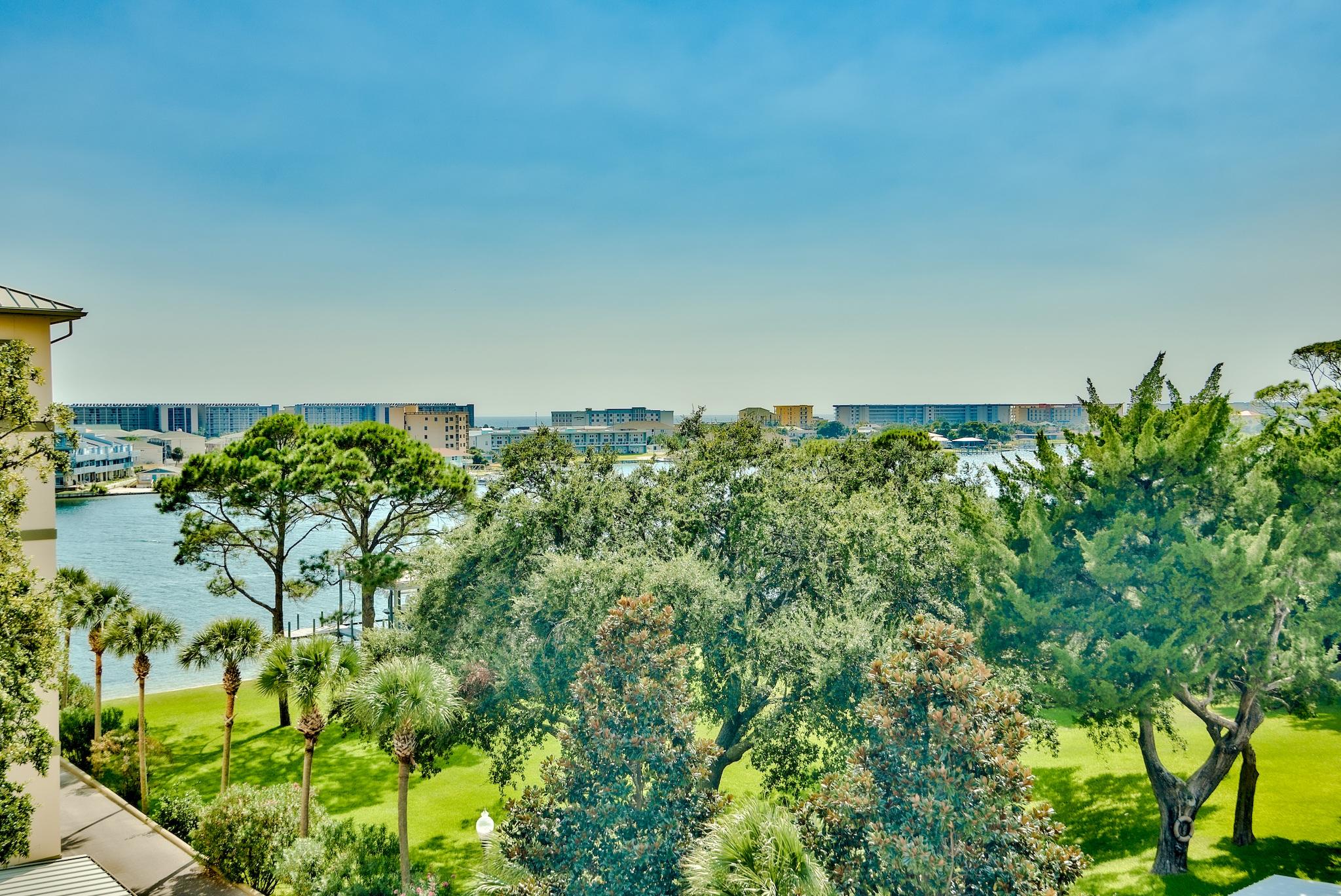 SAILWATCH LANDING - Residential