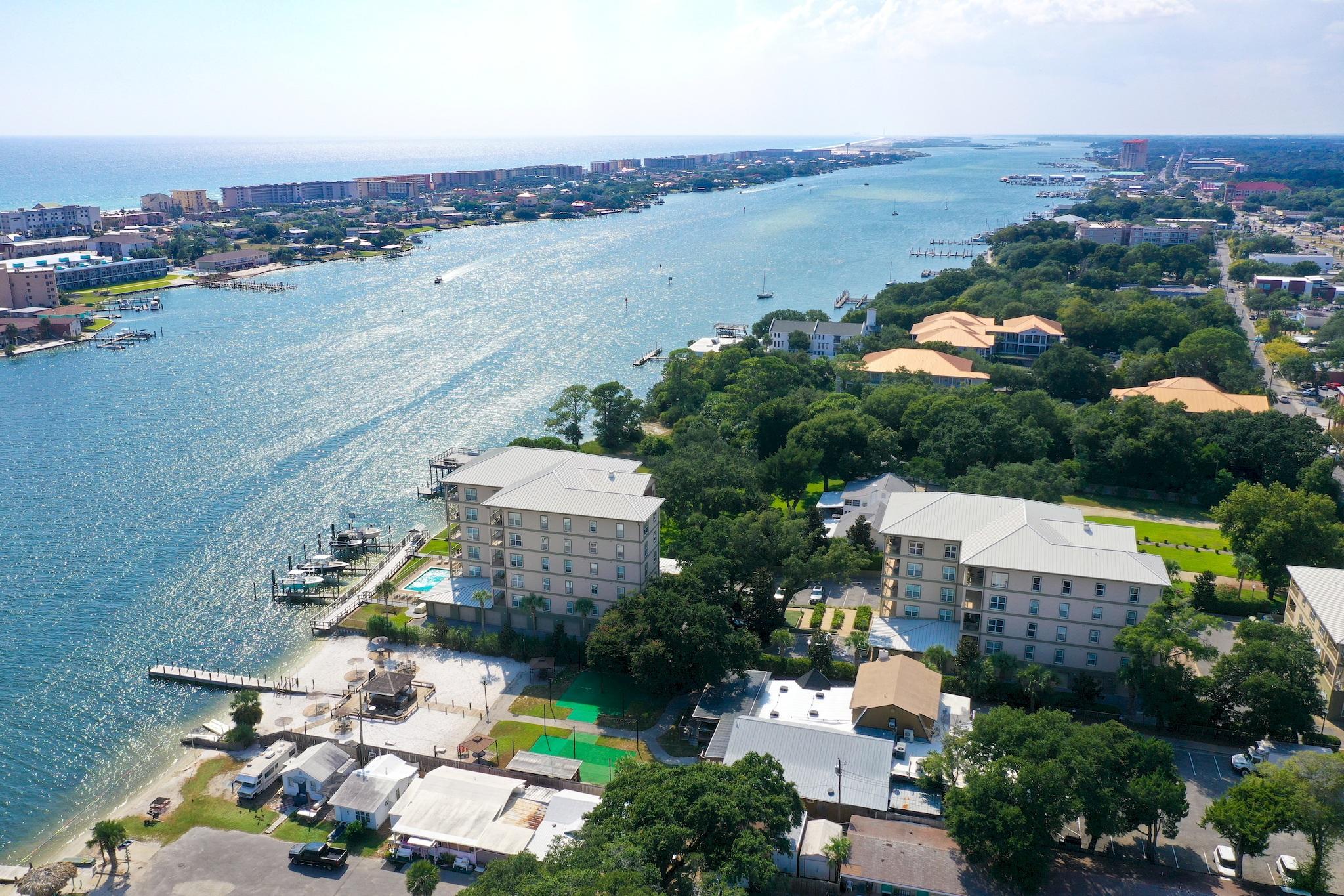 SAILWATCH LANDING - Residential