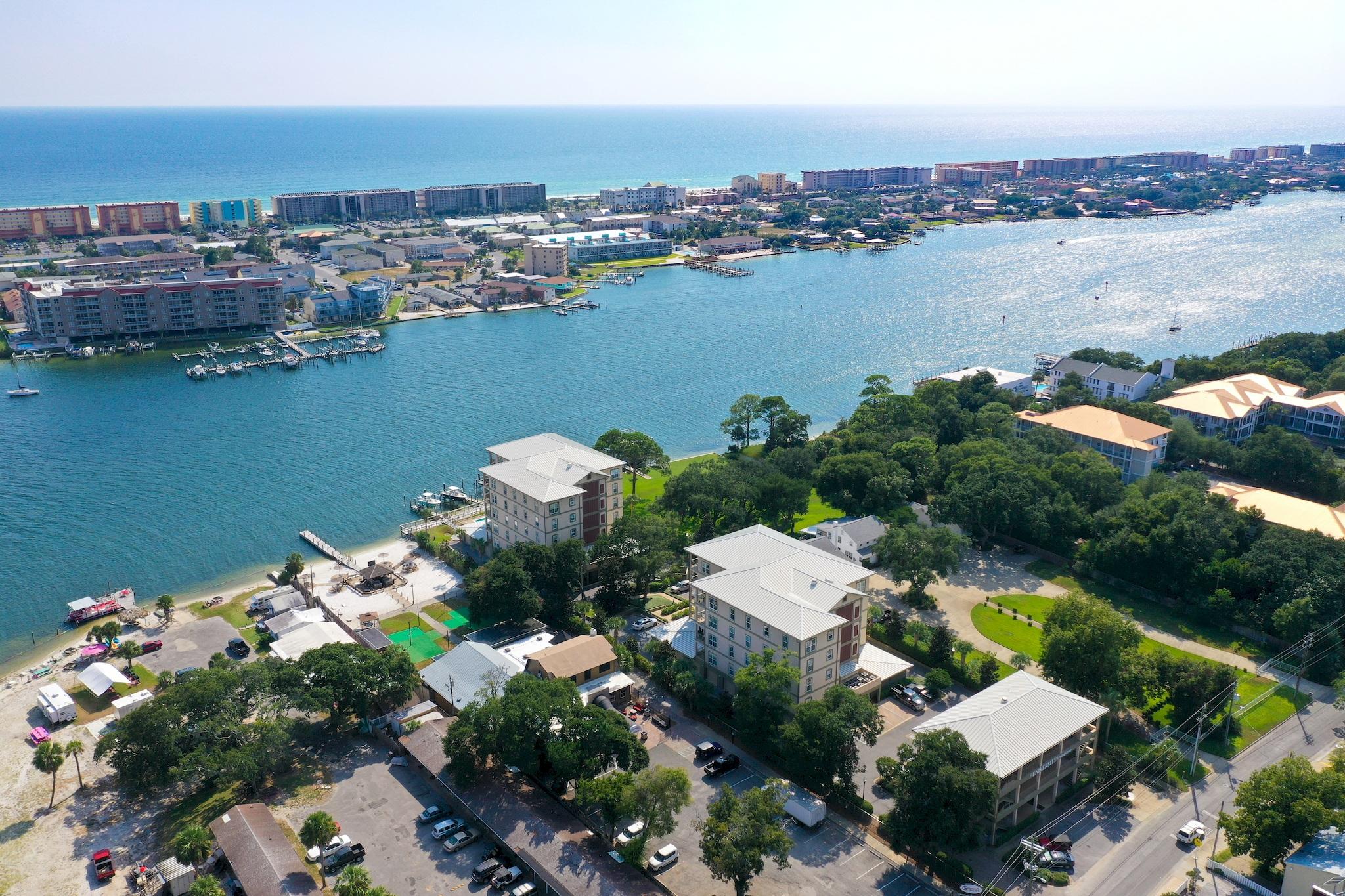 SAILWATCH LANDING - Residential