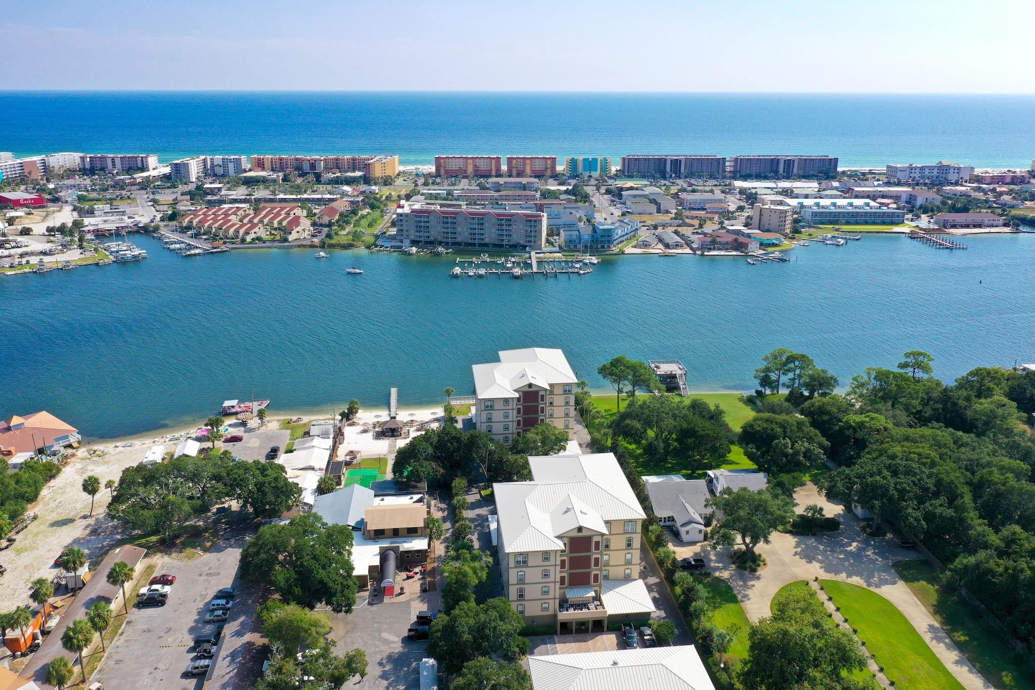 SAILWATCH LANDING - Residential