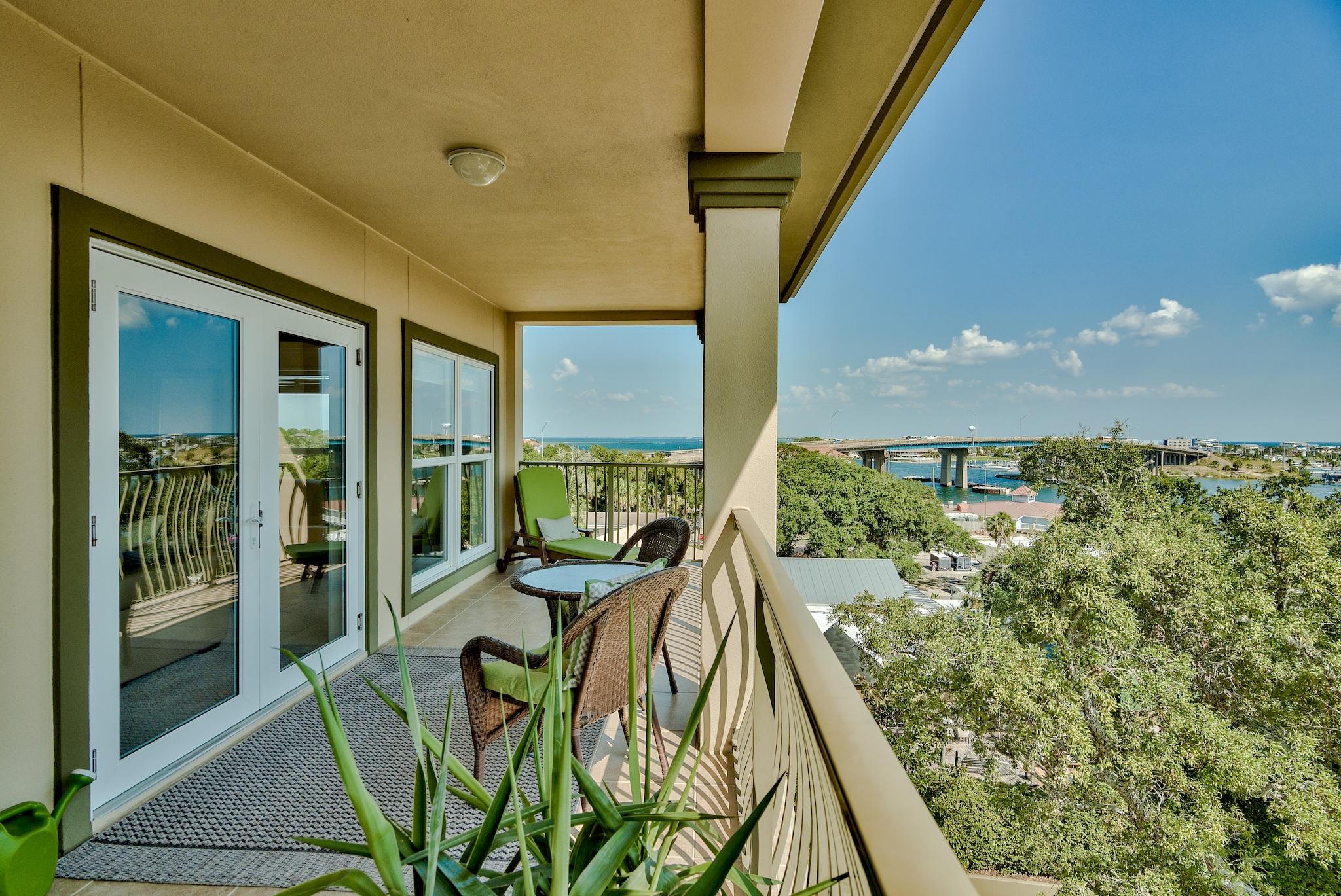 SAILWATCH LANDING - Residential