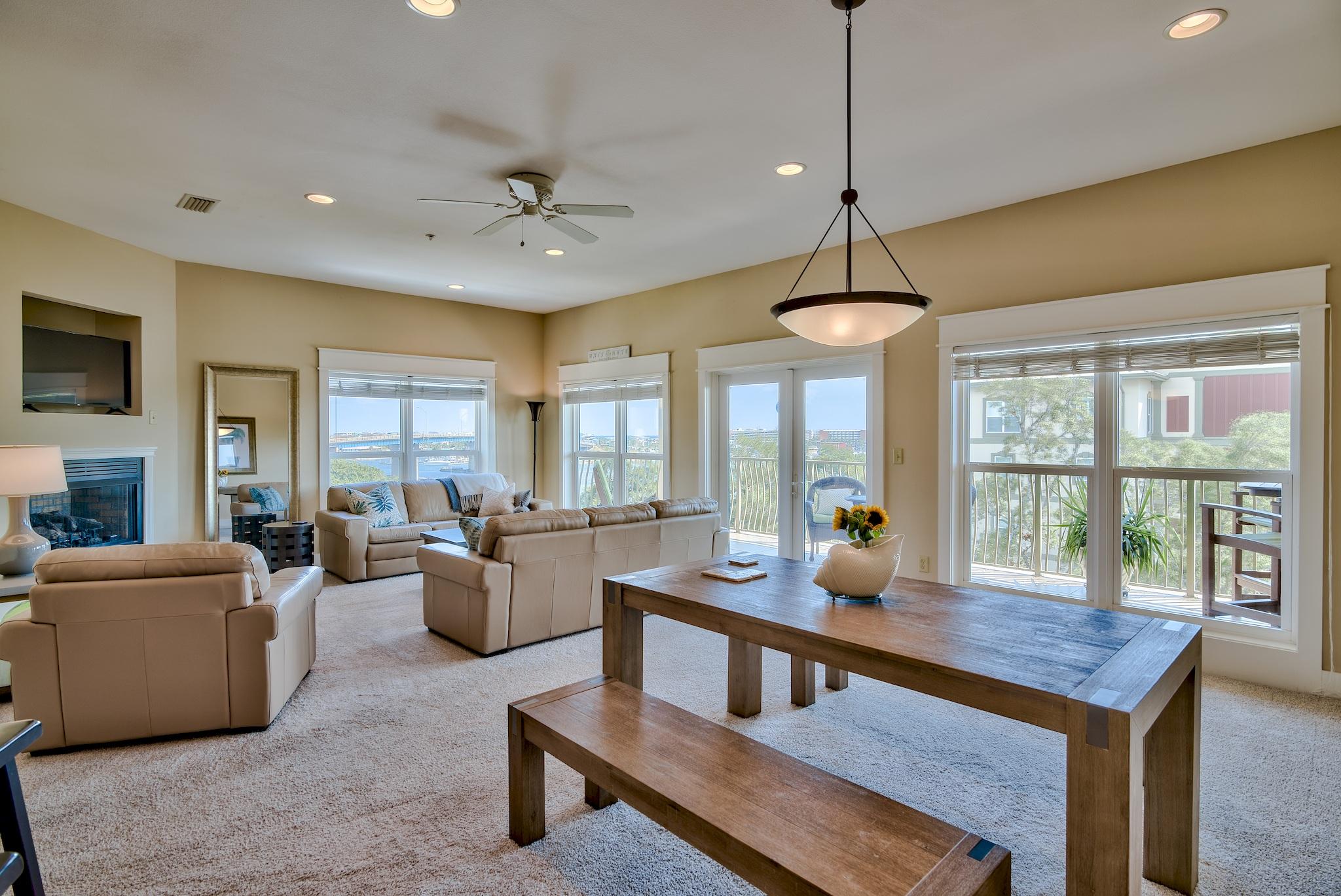 SAILWATCH LANDING - Residential