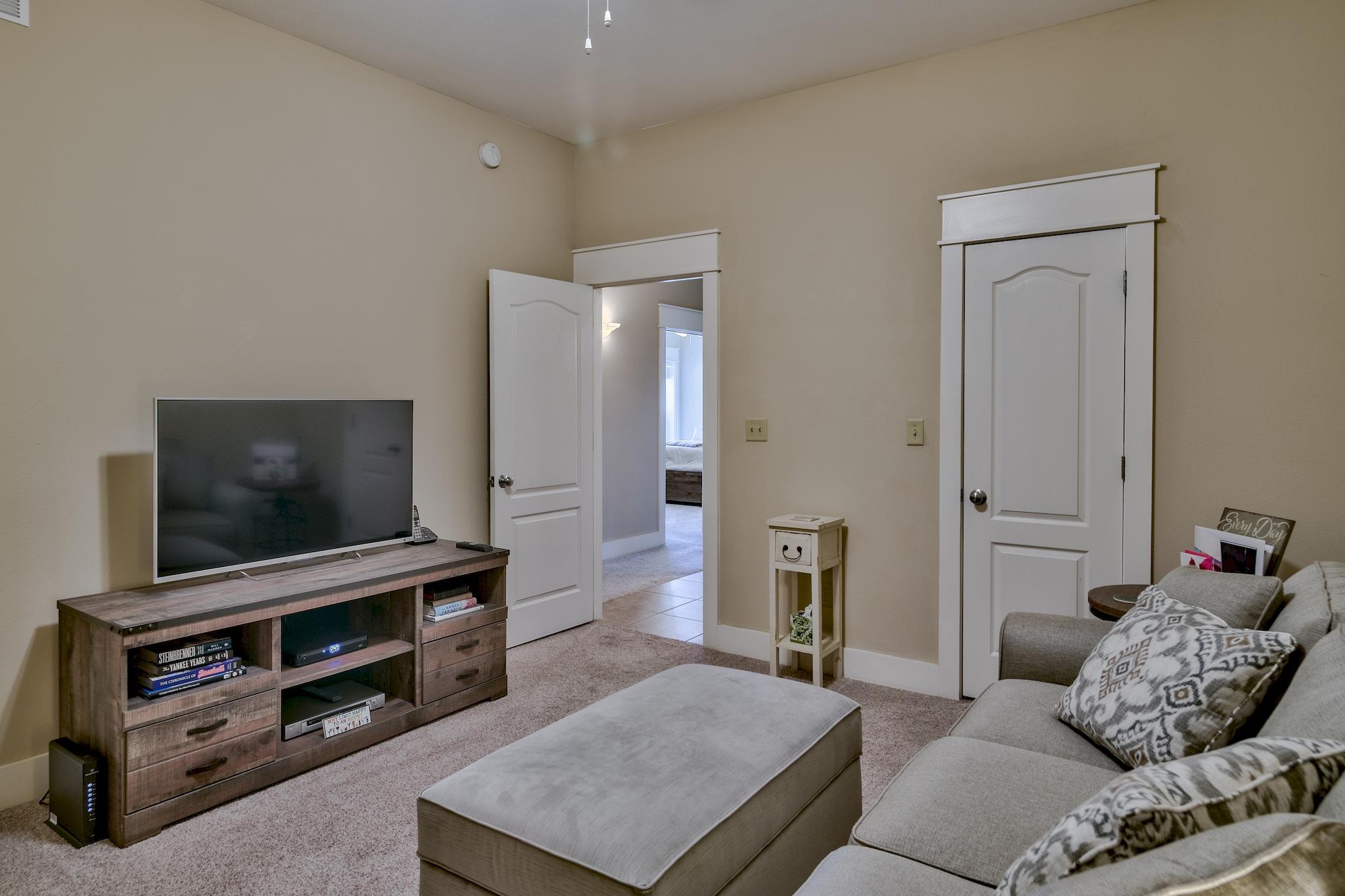 SAILWATCH LANDING - Residential